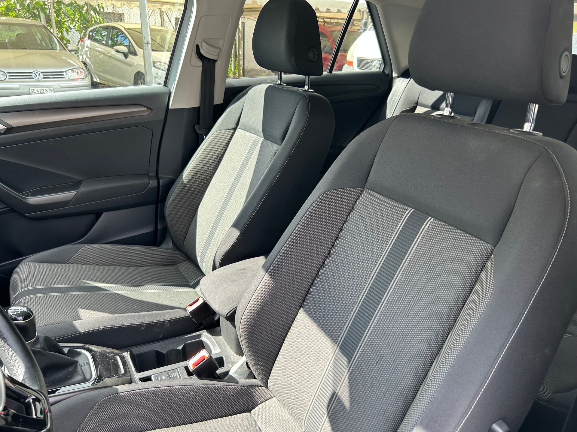 VW T-Roc 1.5 TSI EVO Advance-image-11