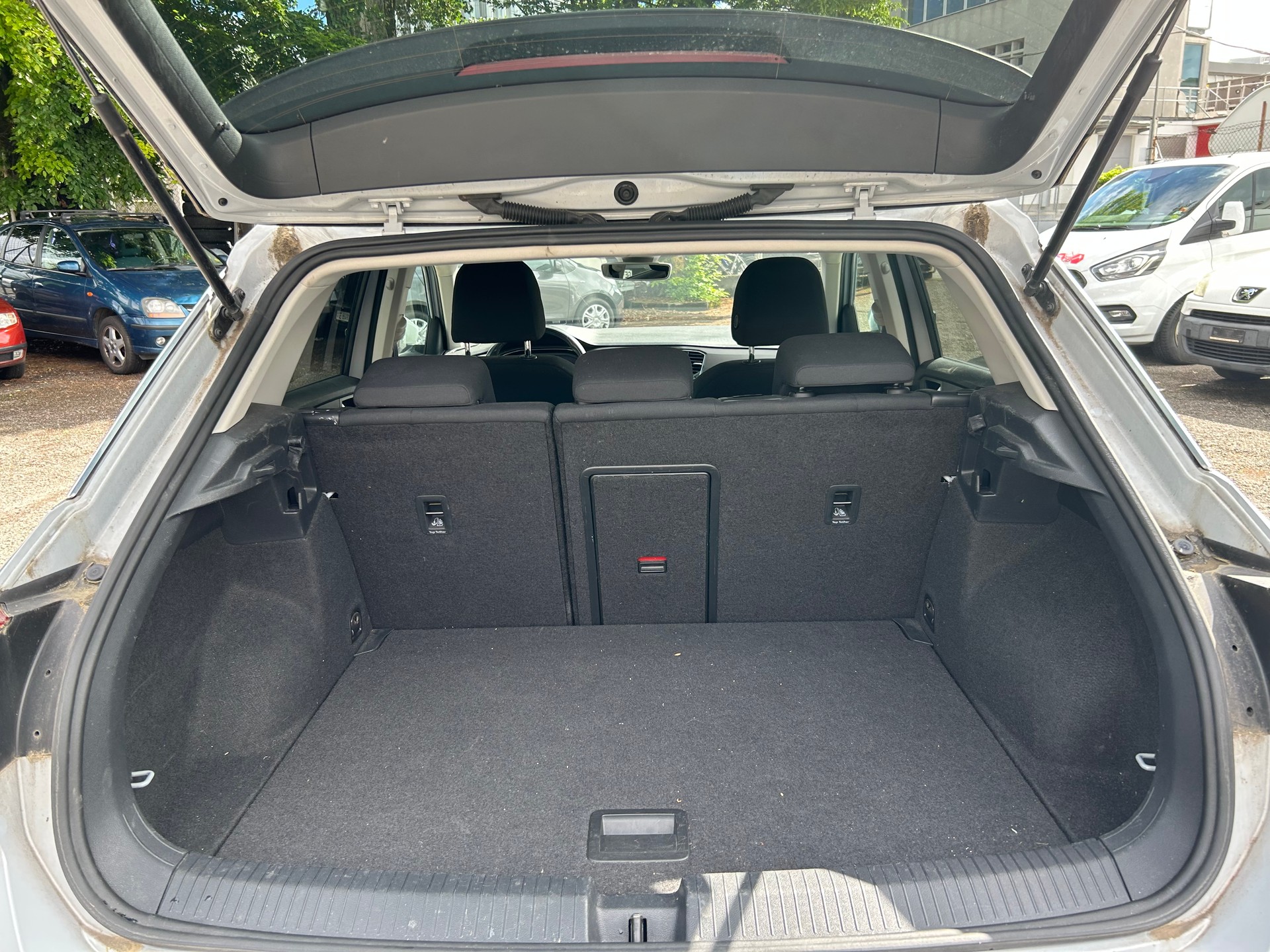 VW T-Roc 1.5 TSI EVO Advance-image-8