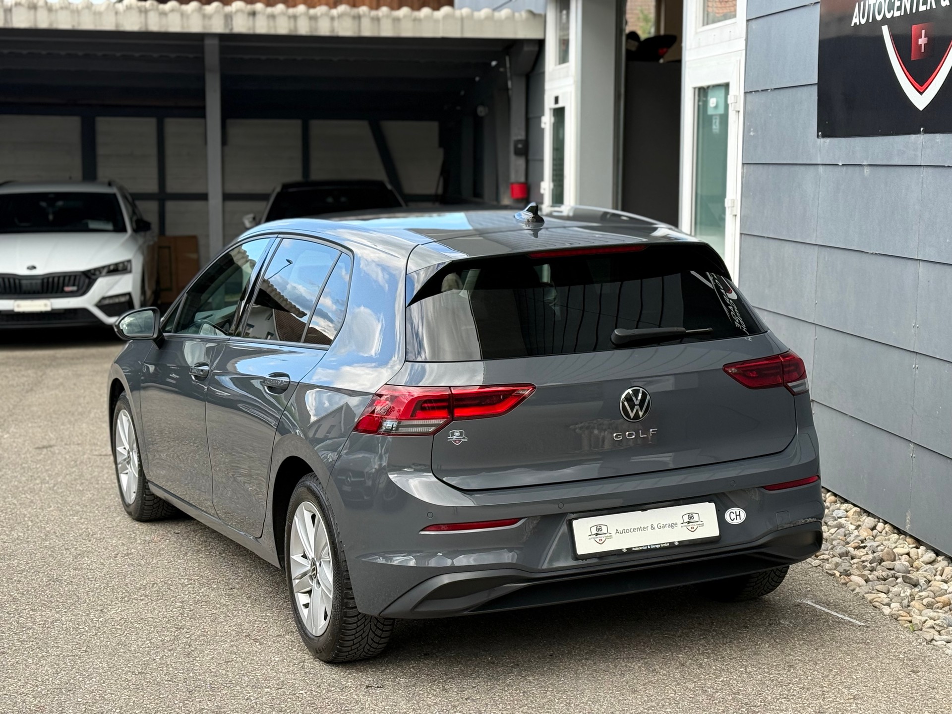 VW Golf 2.0 TDI Style DSG-image-4