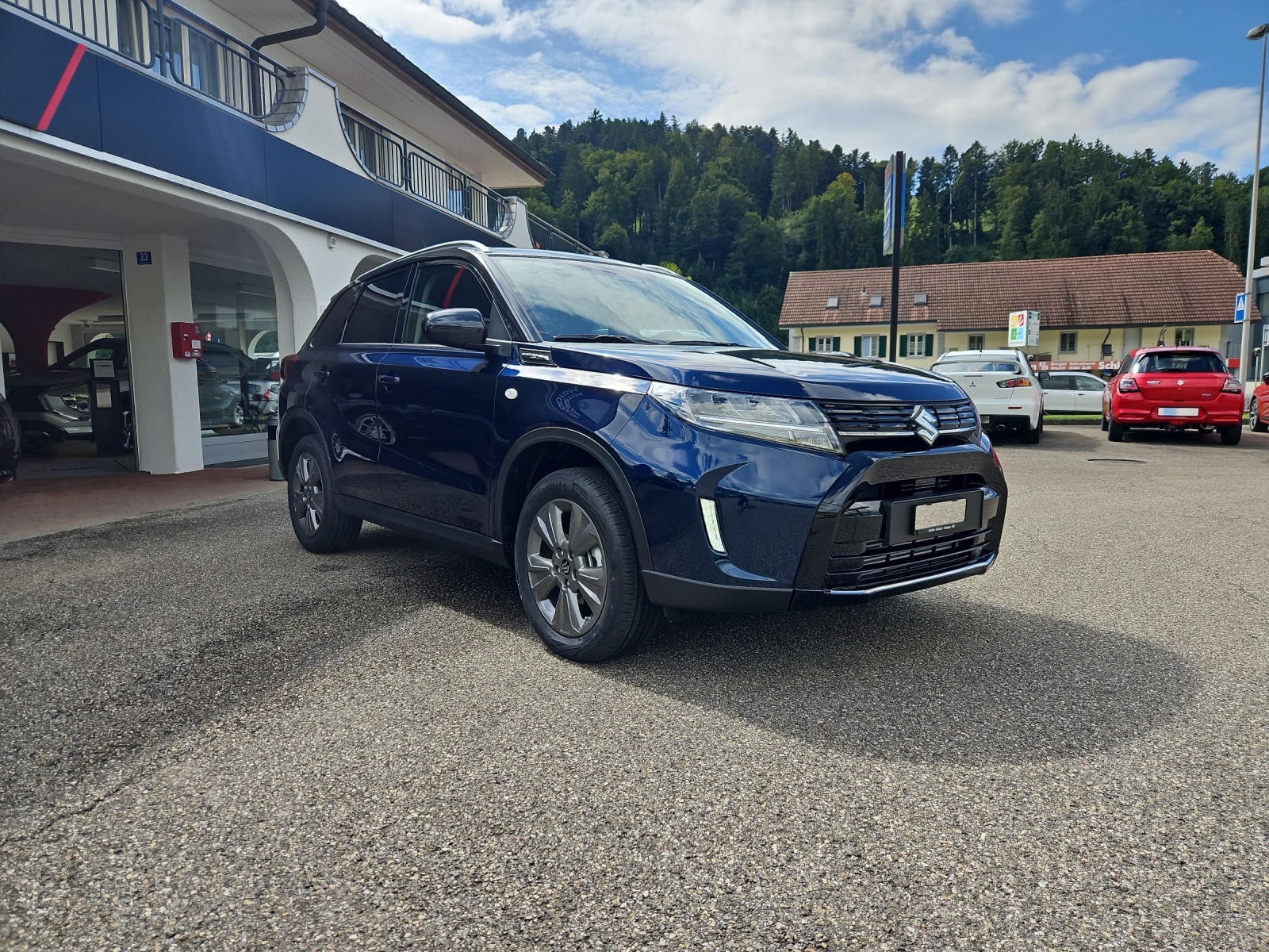SUZUKI Vitara 1.4 Boosterjet Sakura 4x4 Hybrid Automatic-image-14