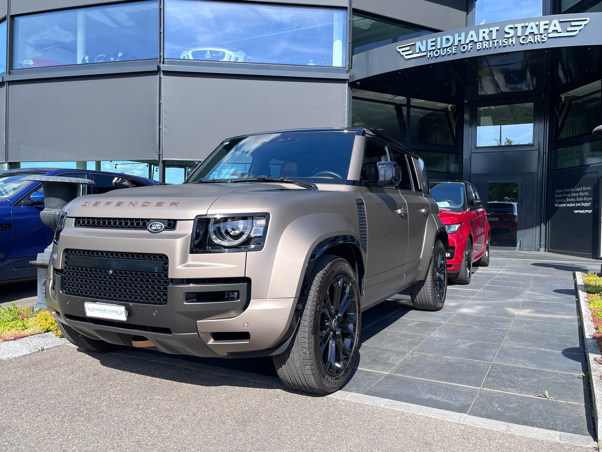 LAND ROVER Defender 110 4.4 V8 OCTA