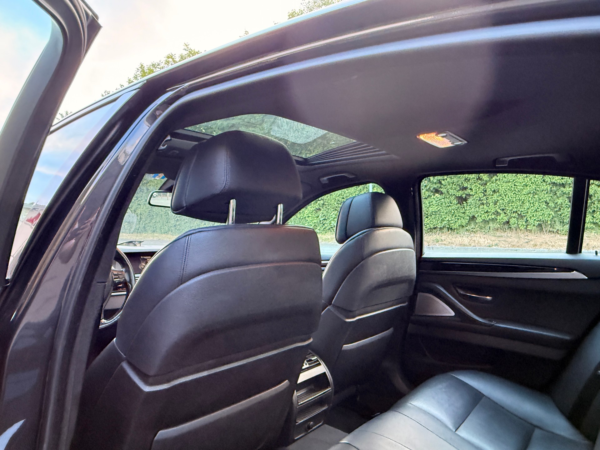 BMW 535d xDrive Steptronic M-PAKET-image-12