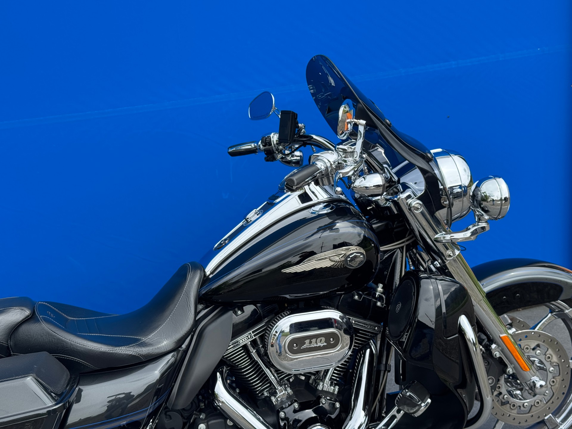 HARLEY-DAVIDSON FLHRSE5 Road King ABS CVO Screamin Eagle Anniv.-showroom-element-3