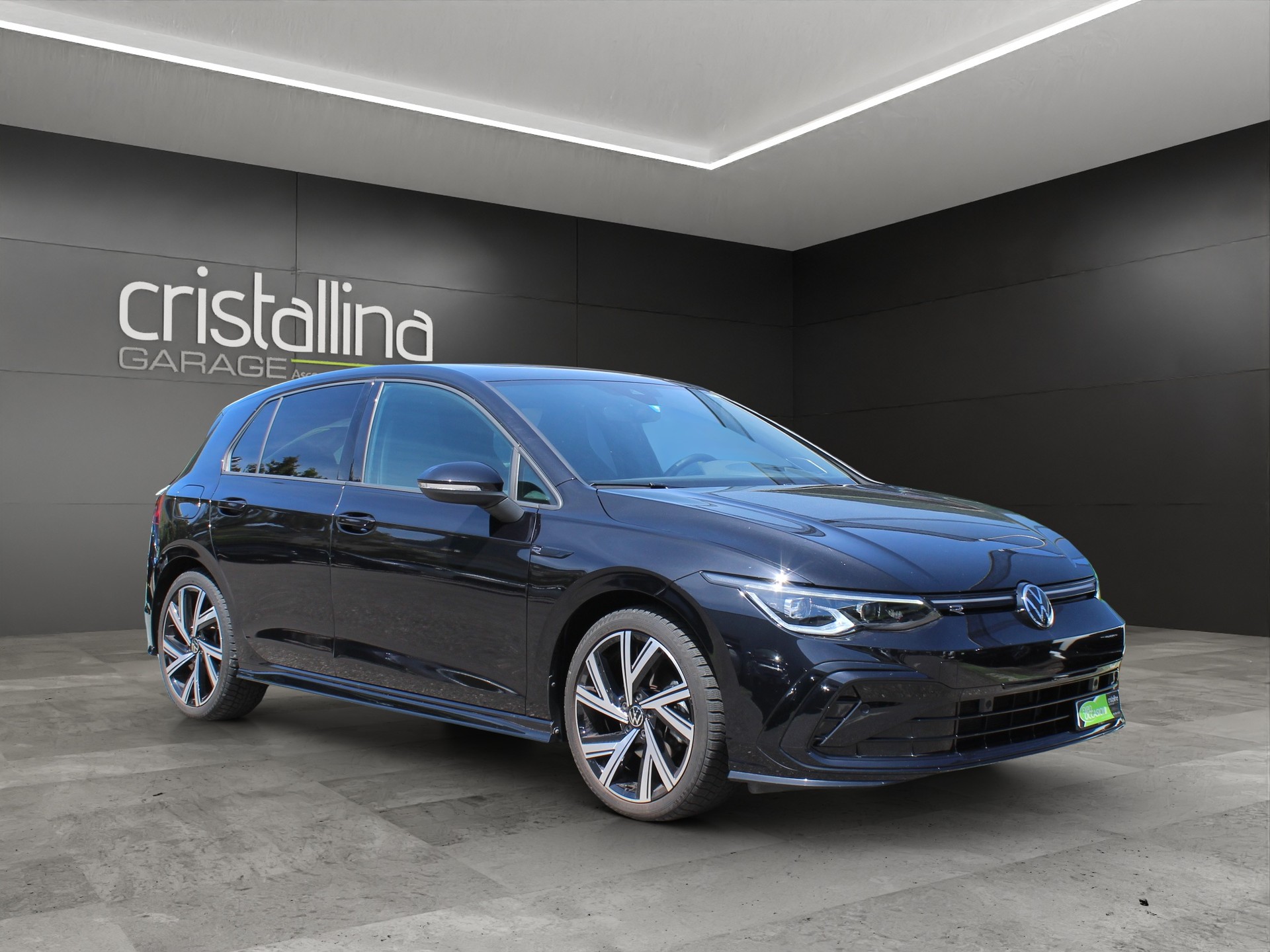 VW Golf VIII 1.5 eTSI R-Line DSG-image-5