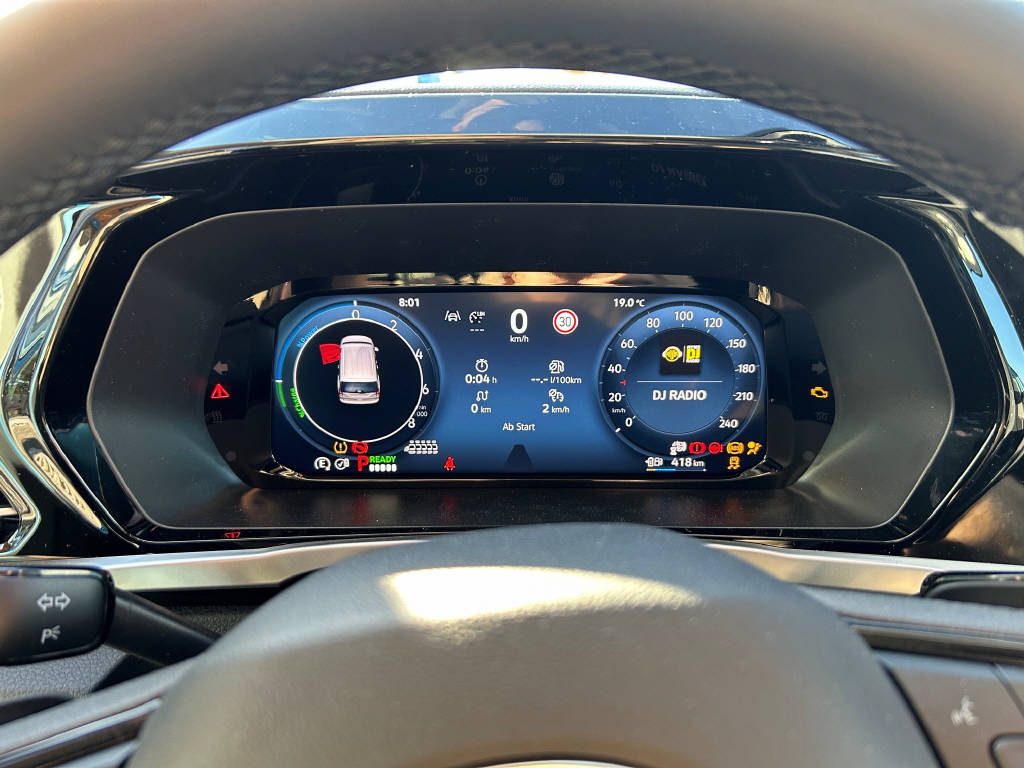 FORD TOURNEO CONNECT Grand 1.5 EcoBoost 150 Active PHEV-image-9