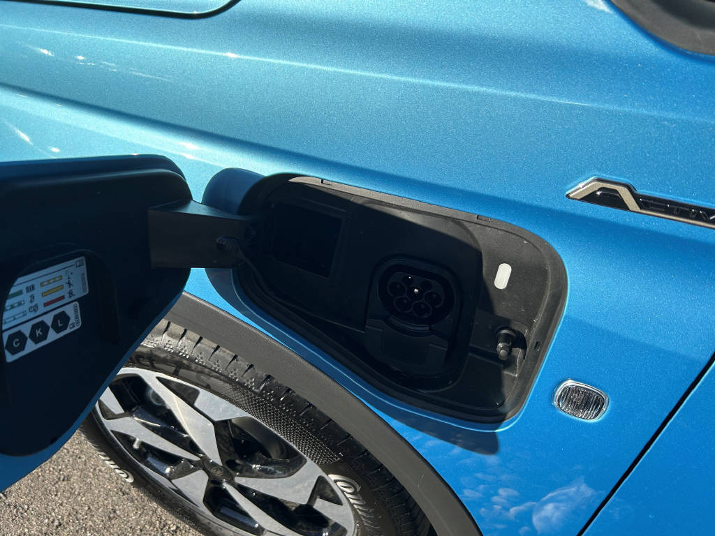 FORD TOURNEO CONNECT Grand 1.5 EcoBoost 150 Active PHEV-image-21