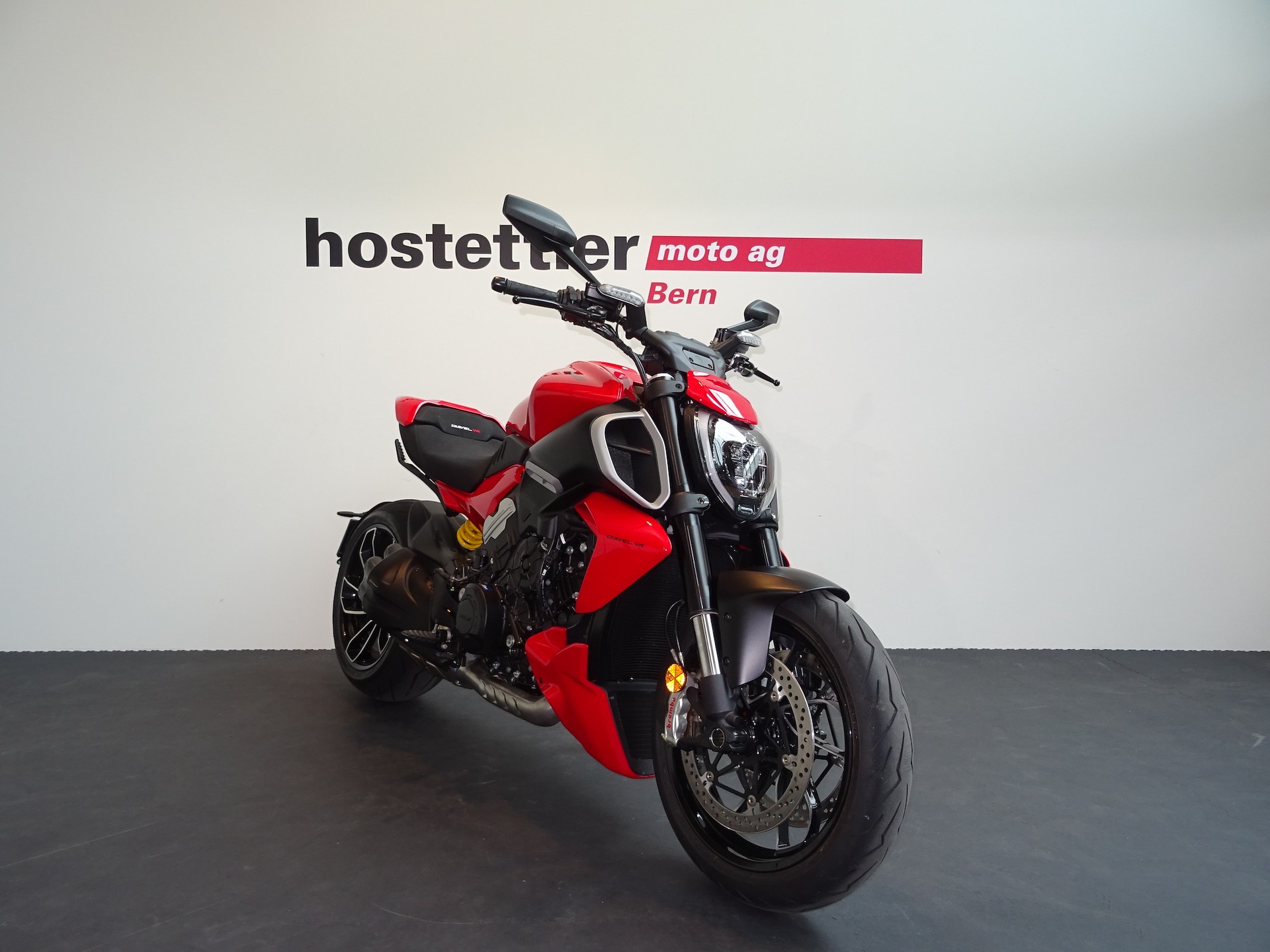 DUCATI Diavel V4-image-0