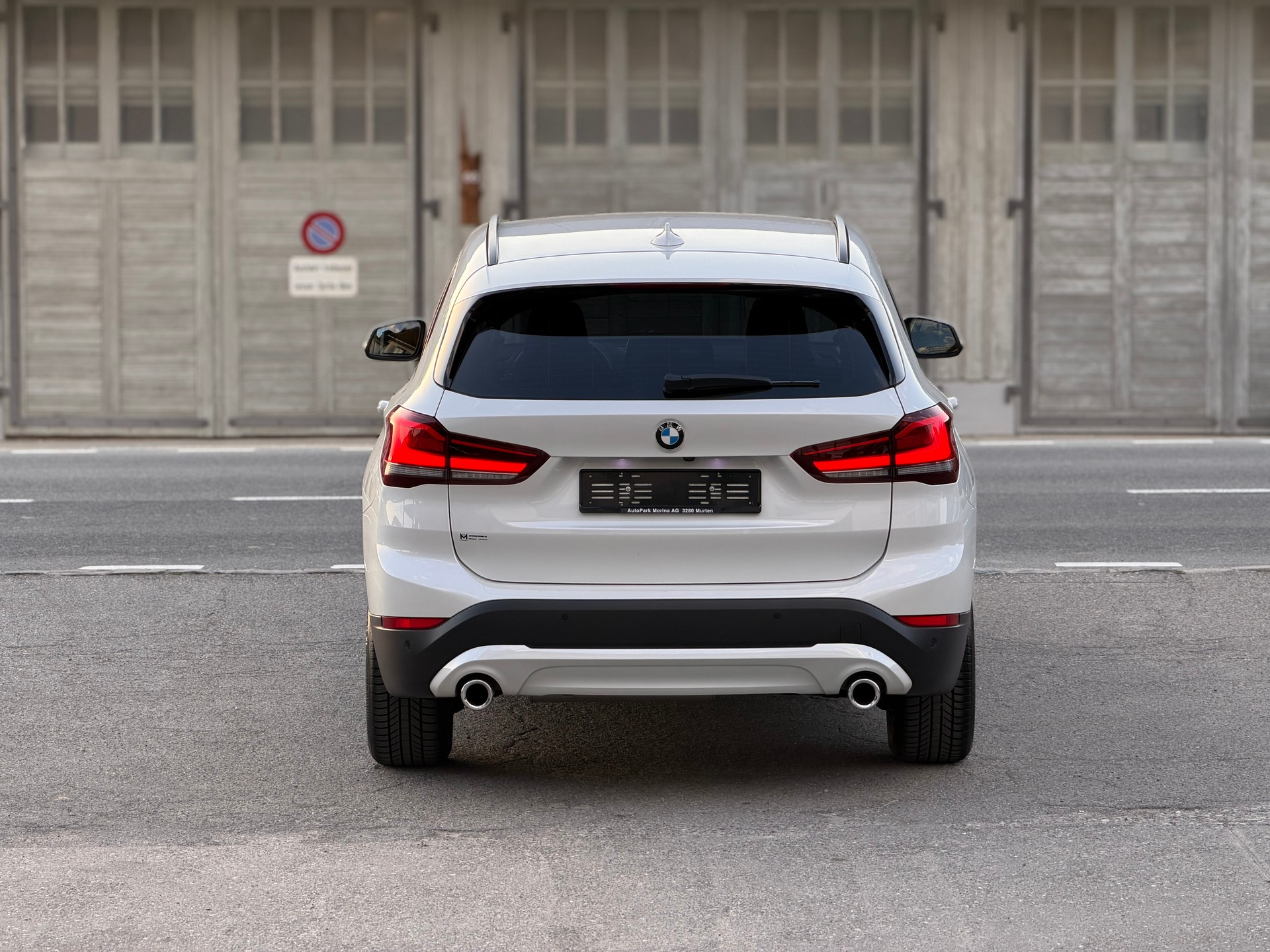 BMW X1 xDrive 18d Essential Edition Steptronic-image-5