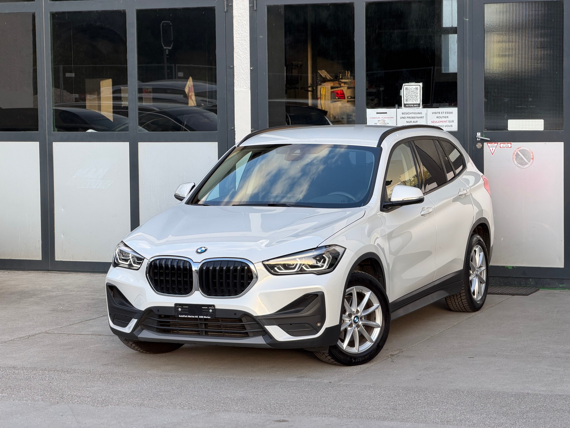 BMW X1 xDrive 18d Essential Edition Steptronic