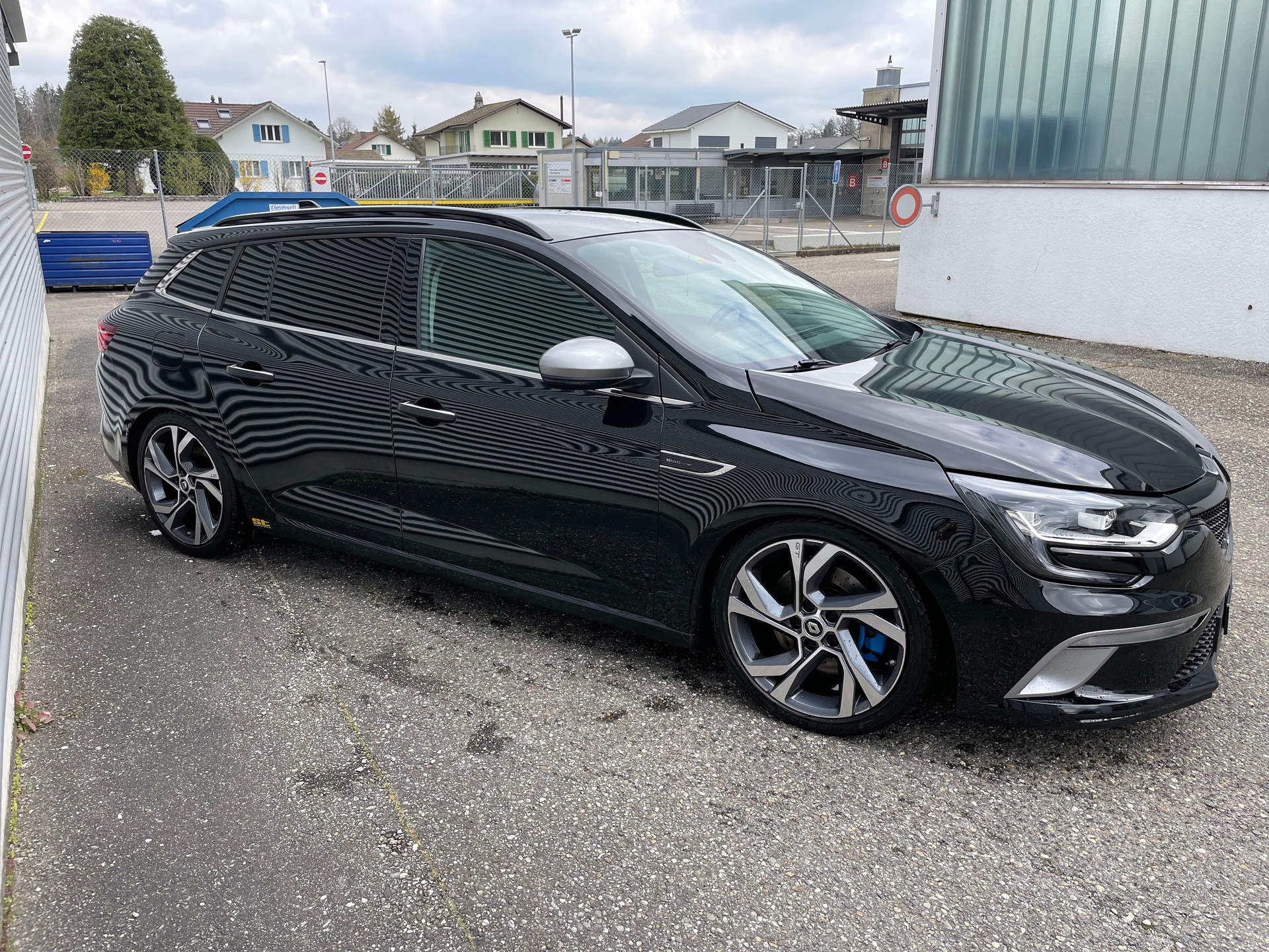 RENAULT Mégane Grandtour 1.6 16V Turbo GT Limited EDC *CH-Fahrzeug*-image-10