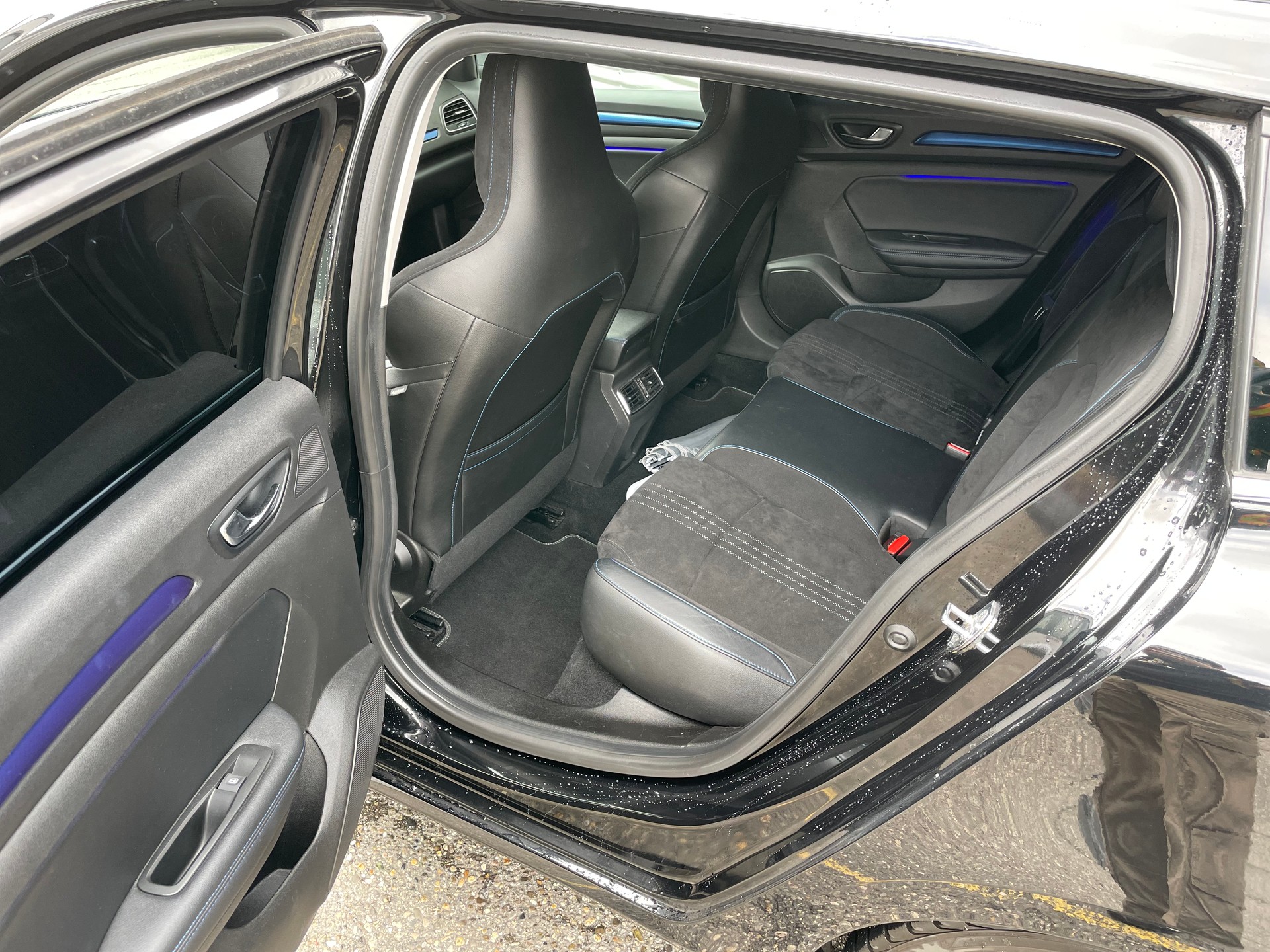 RENAULT Mégane Grandtour 1.6 16V Turbo GT Limited EDC *CH-Fahrzeug*-image-7