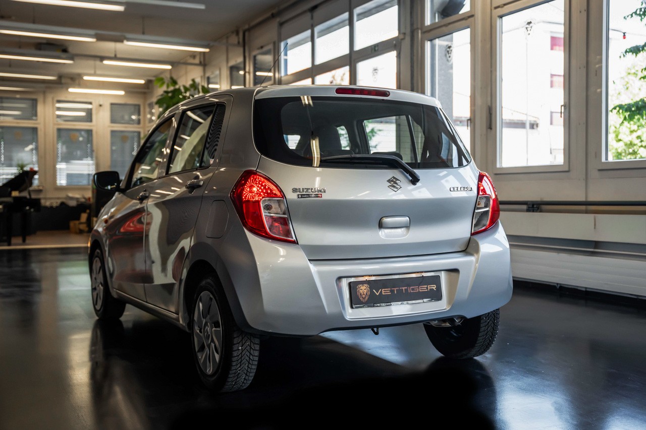 SUZUKI Celerio 1.0 Compact Top Swiss Edition-showroom-element-3