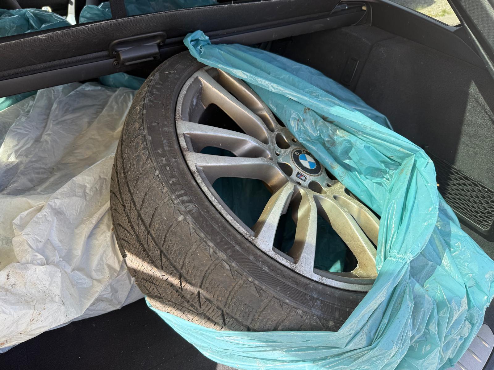 BMW 320i Essential Ed. xDrive SAG Tourin-image-16