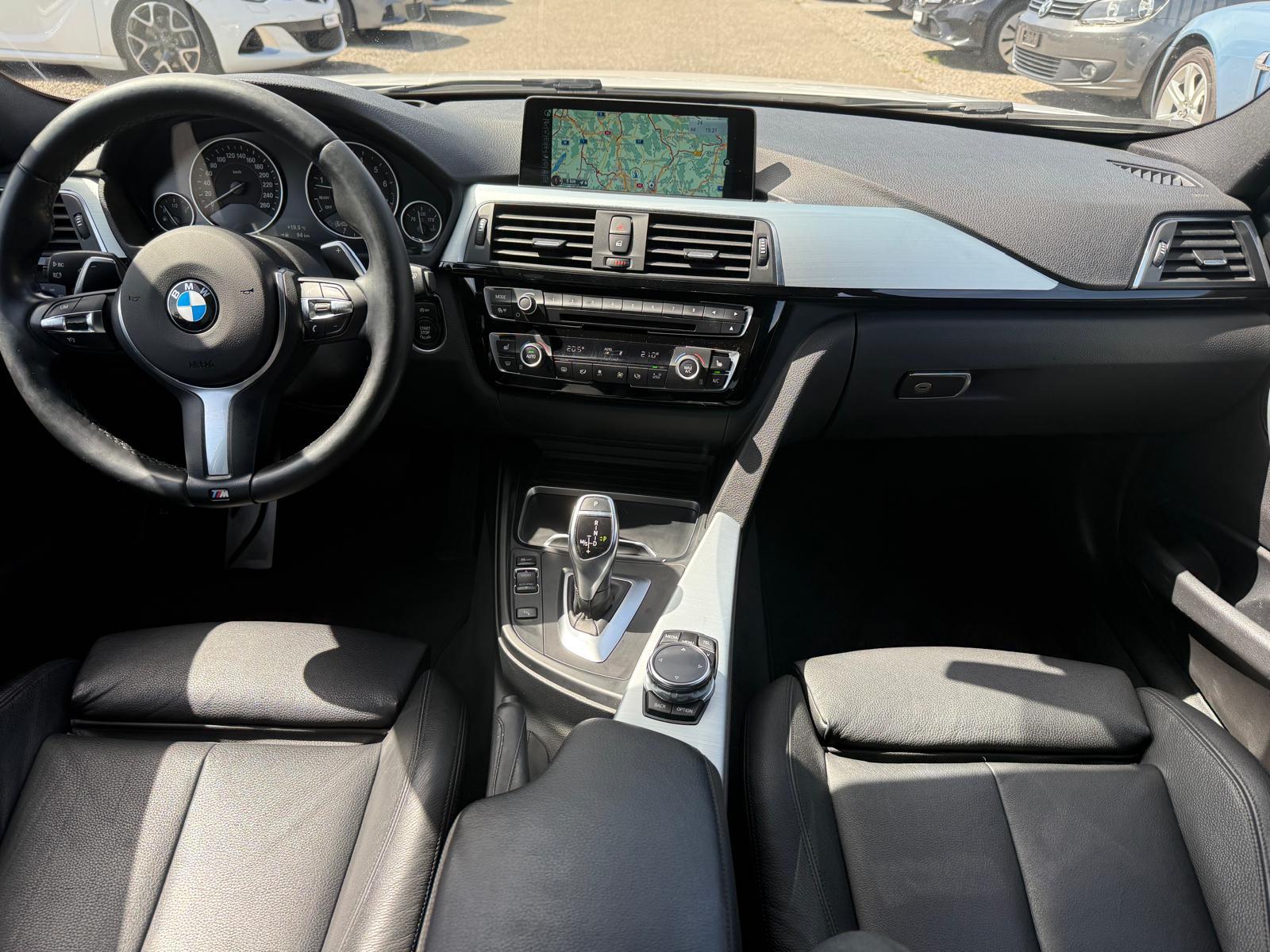BMW 320i Essential Ed. xDrive SAG Tourin-image-9
