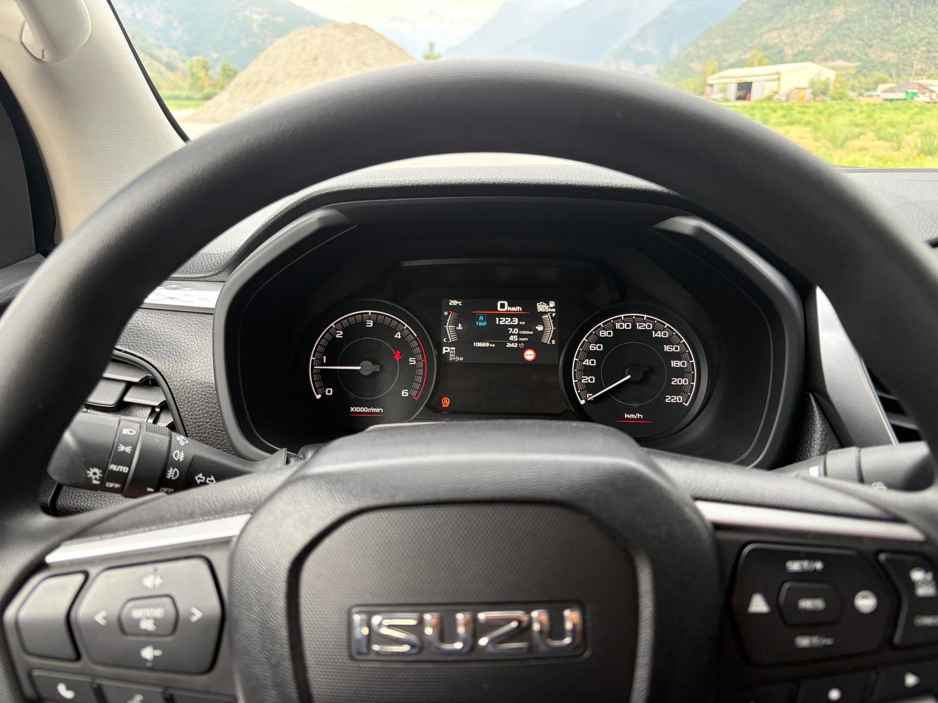 ISUZU 1.9 DDi N60 BB+ 4x4-image-5