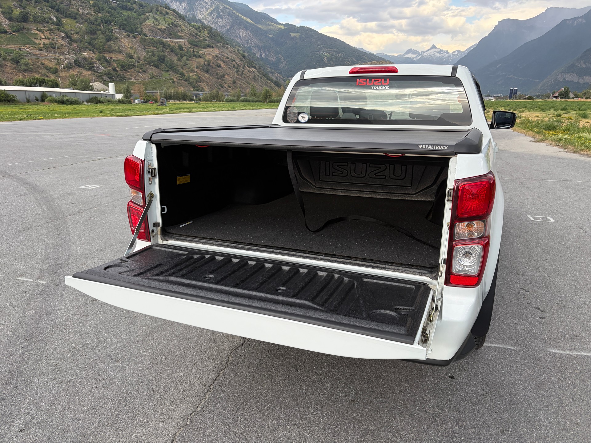 ISUZU 1.9 DDi N60 BB+ 4x4-image-3