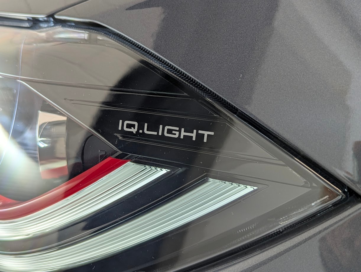 VW Polo 2.0 TSI GTI DSG*1.HAND WERKSGAR IQ-MATRIX LED SITZHEIZUNG KLIMAAUTO FULL-ASSISTS WIRELESS-APP*-showroom-element-2