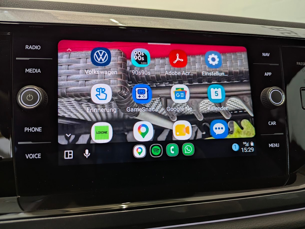 VW Polo 2.0 TSI GTI DSG*1.HAND WERKSGAR IQ-MATRIX LED SITZHEIZUNG KLIMAAUTO FULL-ASSISTS WIRELESS-APP*-image-13