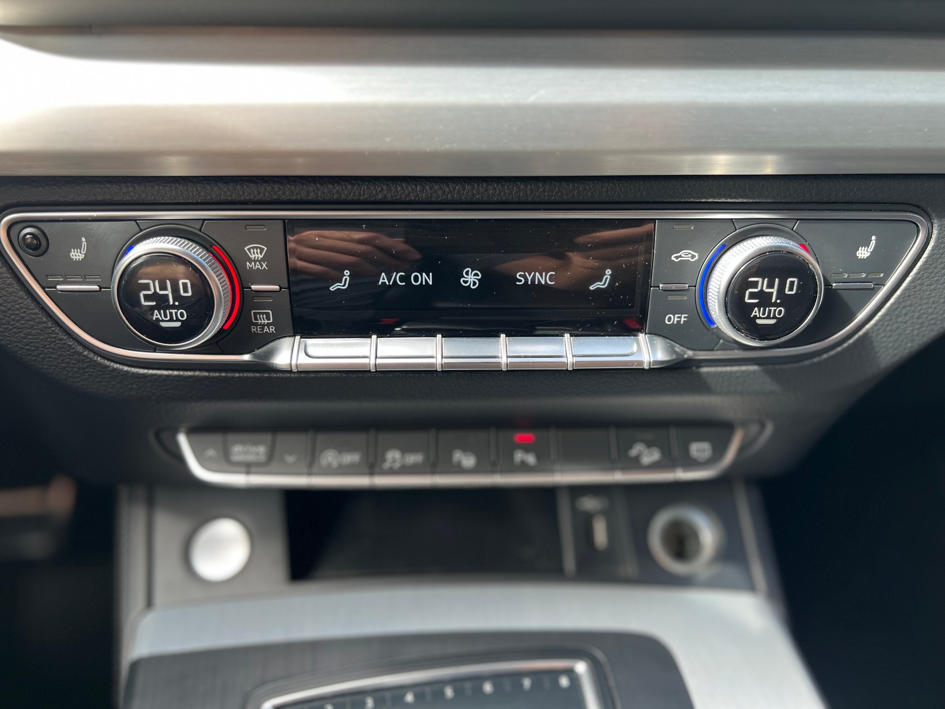 AUDI Q5 2.0 TFSI sport quattro S-tronic / S-Line /-image-23