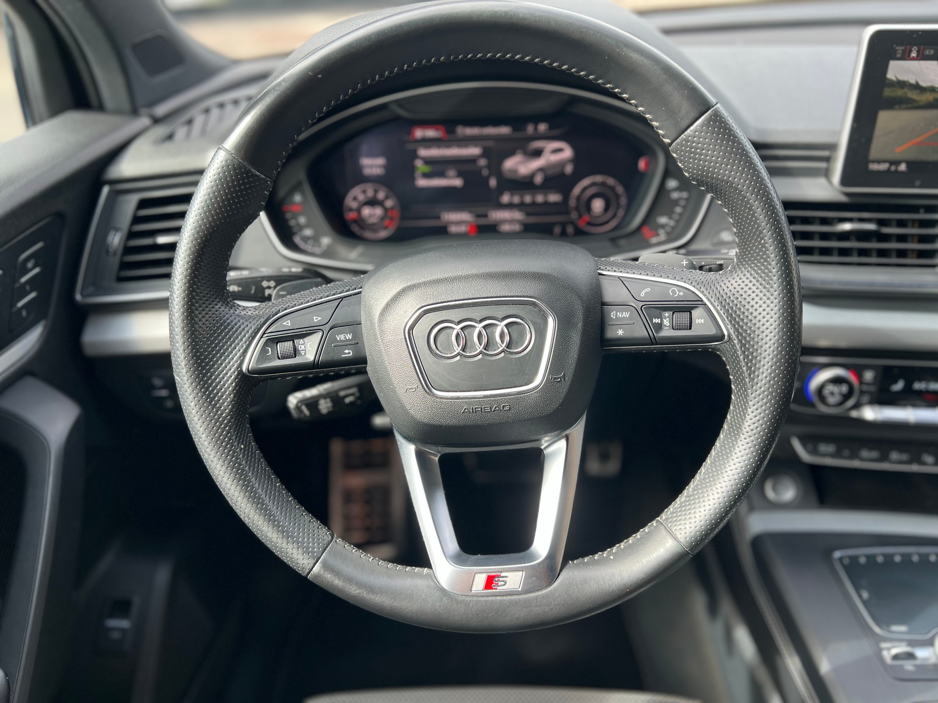 AUDI Q5 2.0 TFSI sport quattro S-tronic / S-Line /-image-18