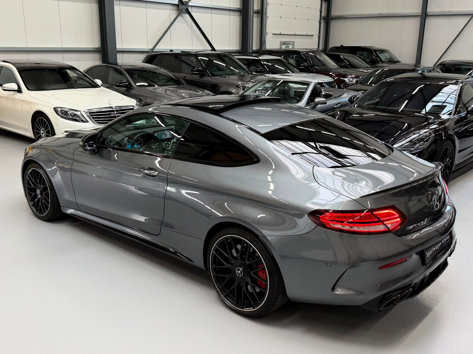 MERCEDES-BENZ C 63 S AMG 9G-tronic-image-4
