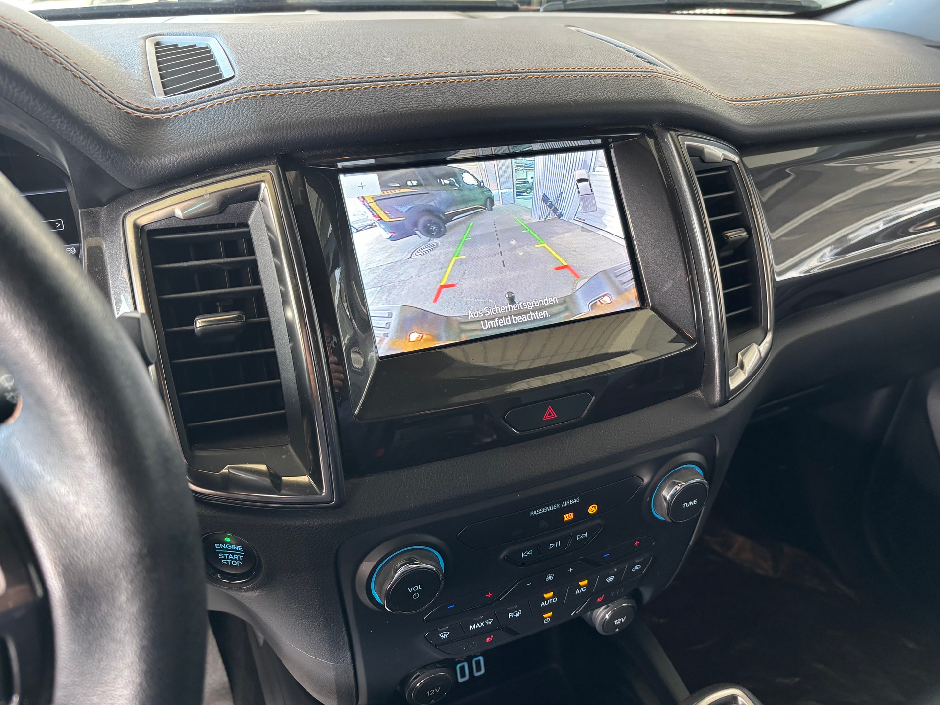 FORD Ranger Wildtrak 2.0 Eco Blue e-4WD Automat-image-8