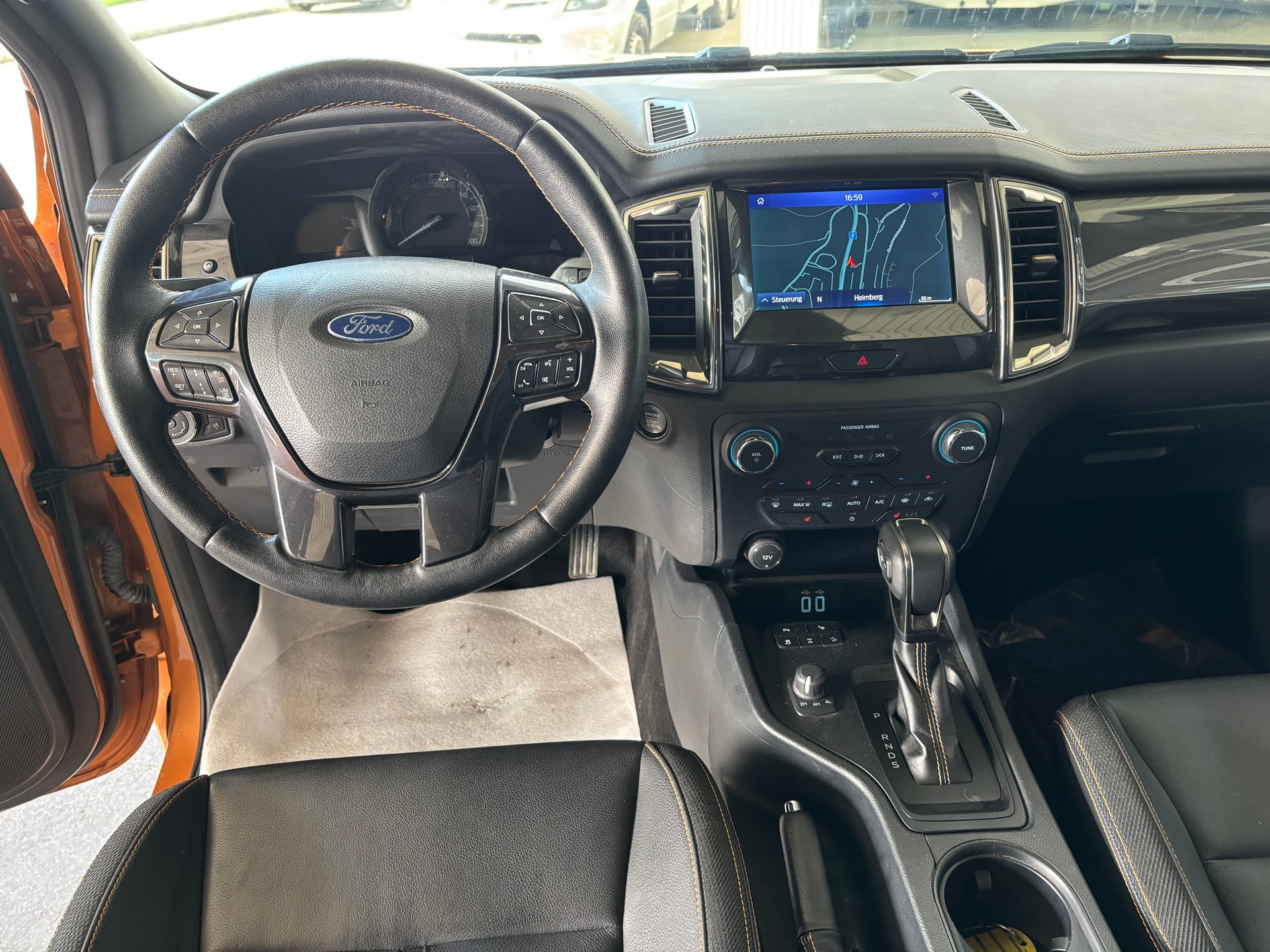 FORD Ranger Wildtrak 2.0 Eco Blue e-4WD Automat-image-5