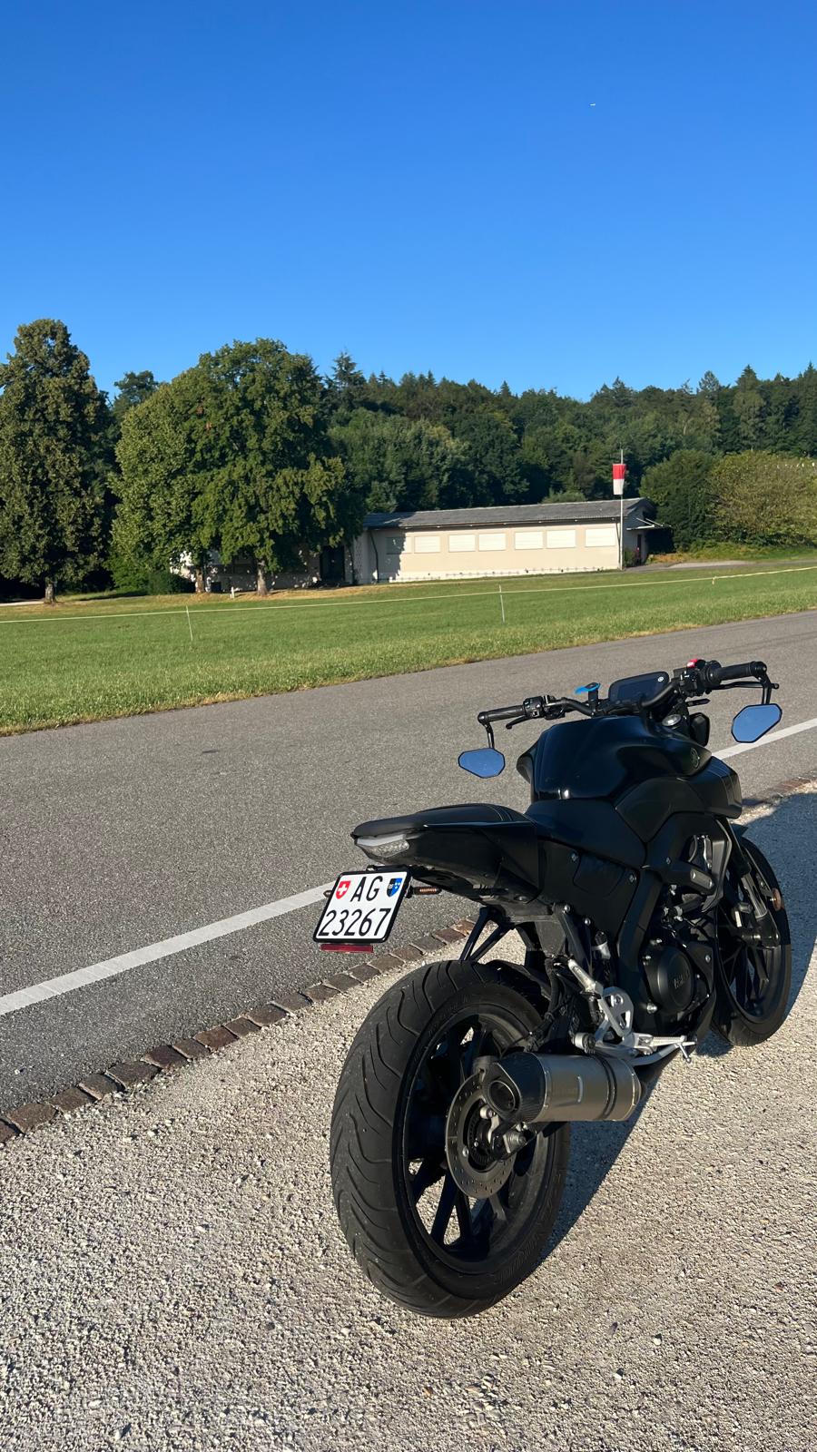 YAMAHA MT-125 ABS-image-2