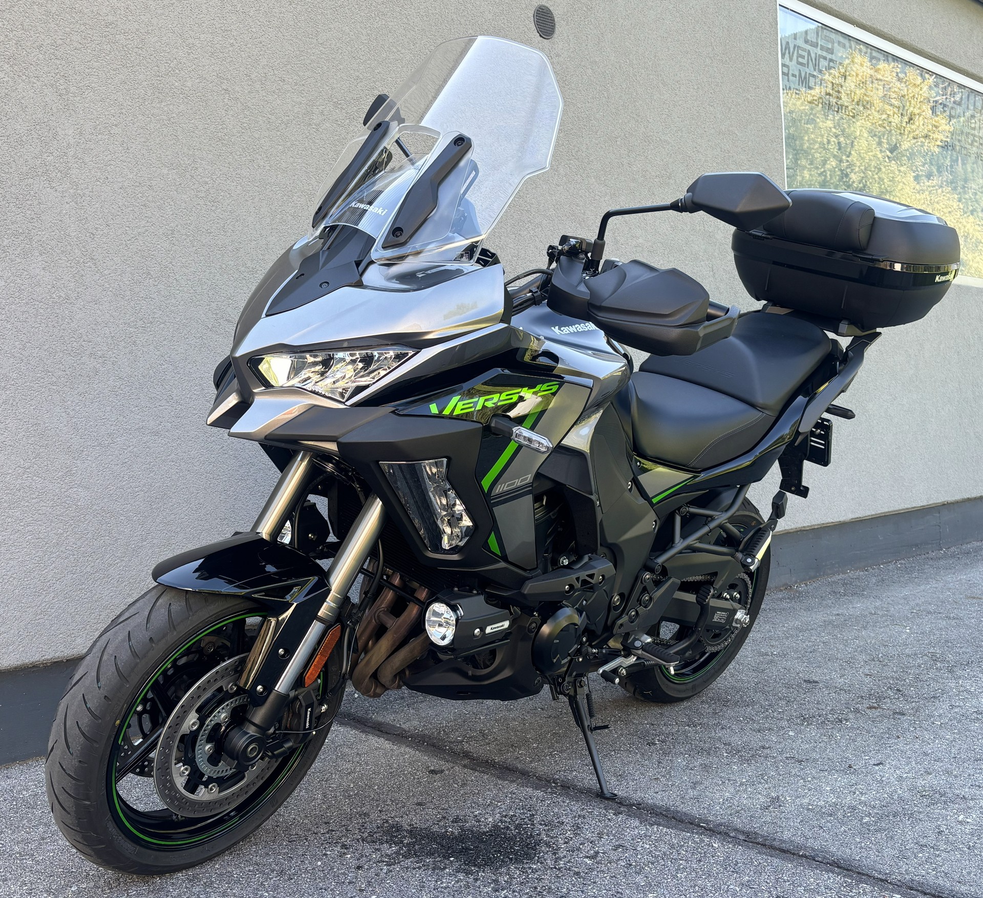 KAWASAKI Versys 1100 SE Grand Tourer-image-2