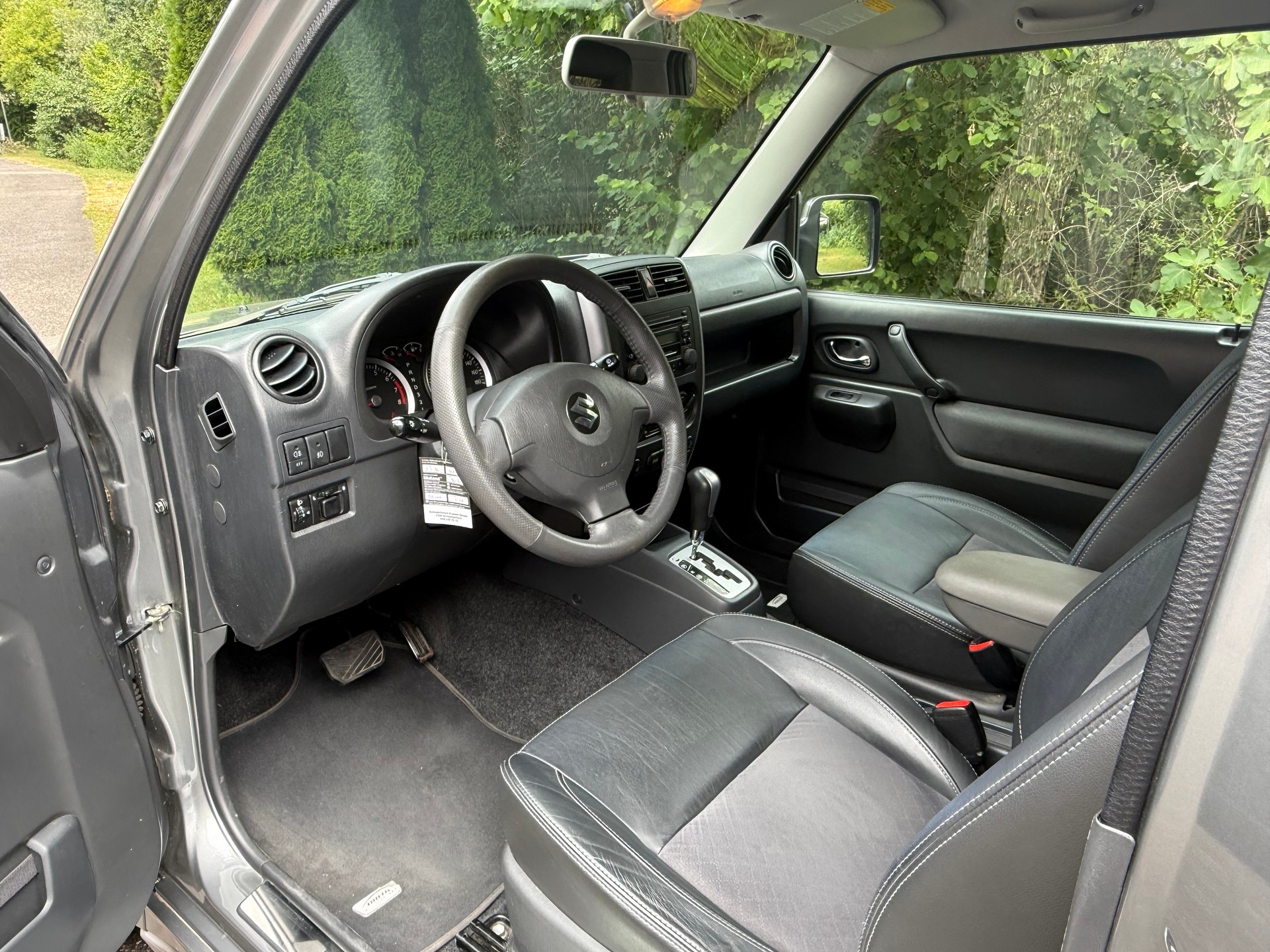 SUZUKI Jimny 1.3 16V GL Top Special Edition-image-7