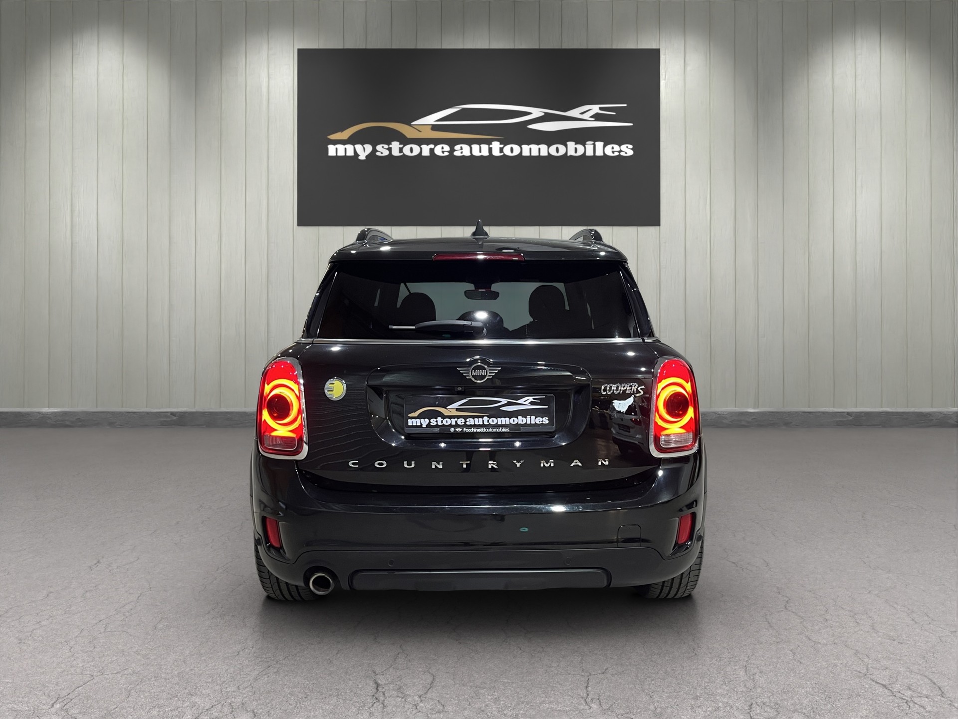 MINI Countryman Cooper S E ALL4 Steptronic Trafalgar-image-6