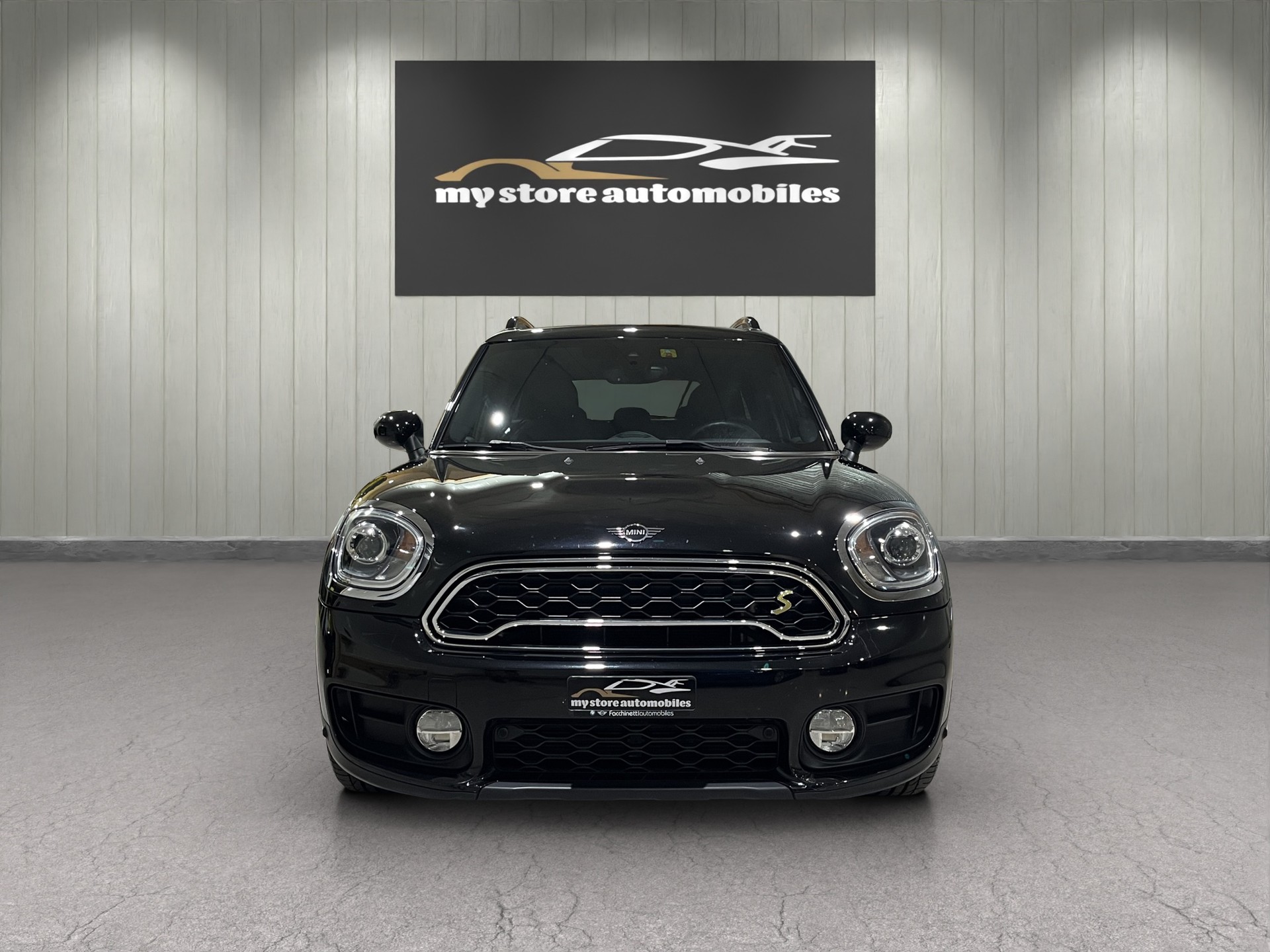 MINI Countryman Cooper S E ALL4 Steptronic Trafalgar-showroom-element-2