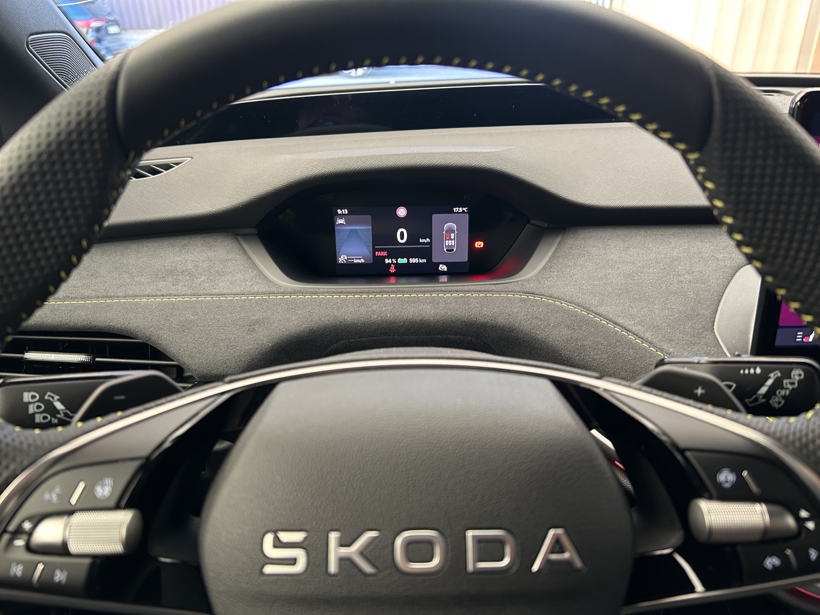 SKODA Elroq RS 4x4 - Anhängekupplung - Head-up Display - 360°Kamera - 5 Jahre Garantie-image-10