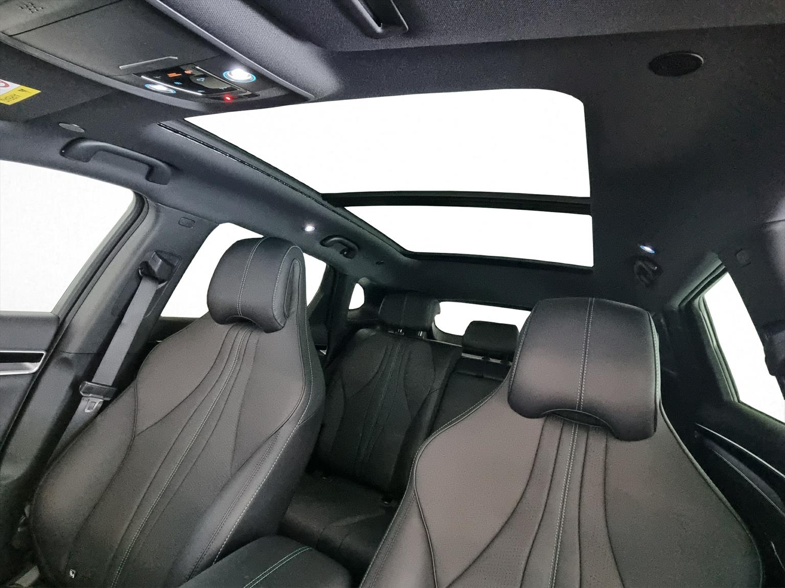 BYD Seal U DM-i Comfort FWD-image-12