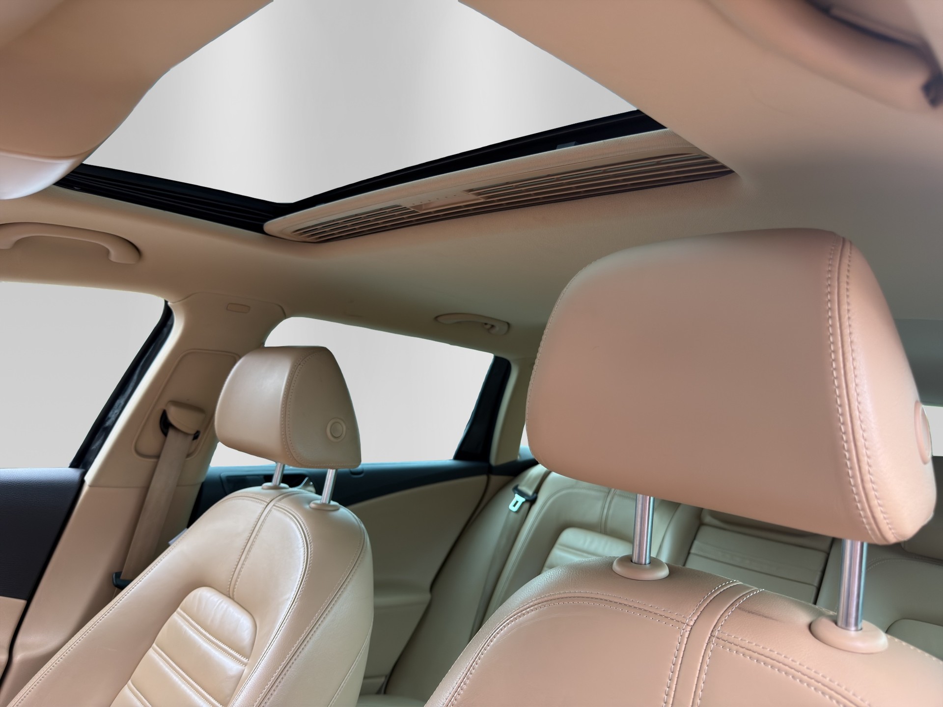 VW Passat Variant 2.0T FSI Sportline-image-7