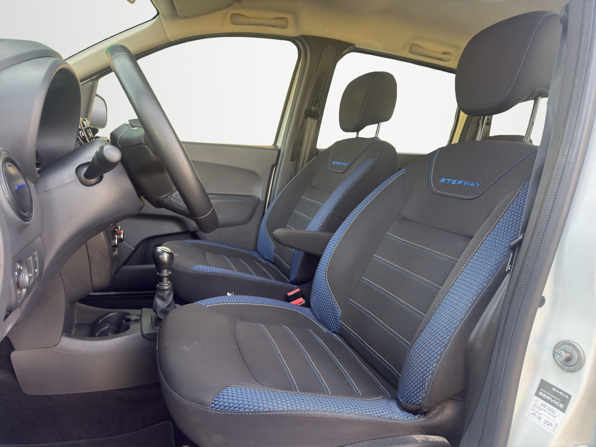 DACIA Lodgy TCE 130 Stepway 7PL-image-7