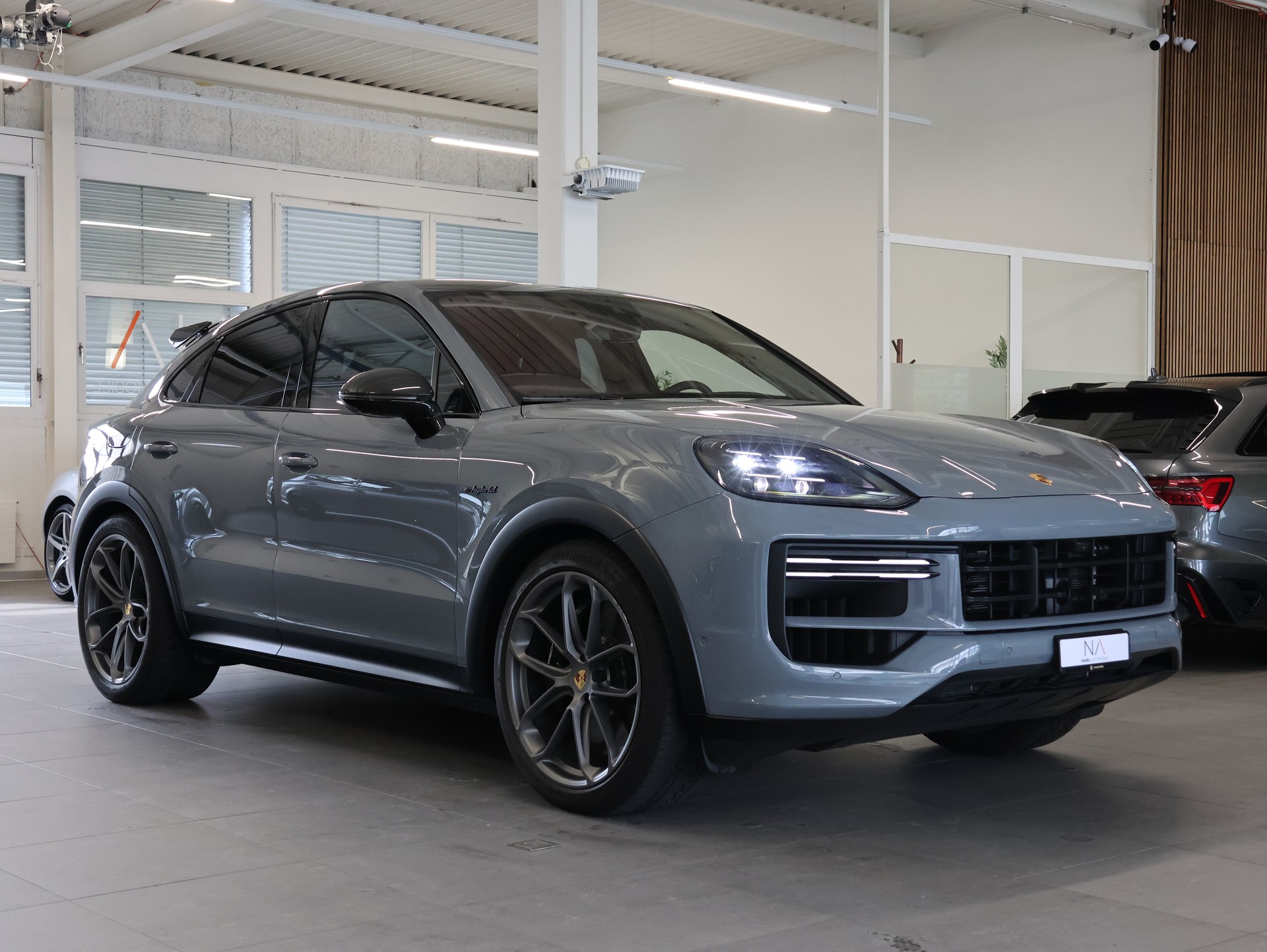 PORSCHE Cayenne Turbo E-Hybrid Tiptronic *360-Kamera* *Burmester* *Sitzheizung*-showroom-element-1