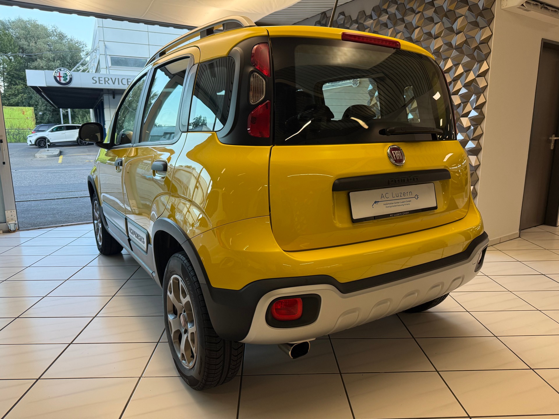 FIAT Panda 0.9 Twinair Turbo Cross 4x4-showroom-element-1
