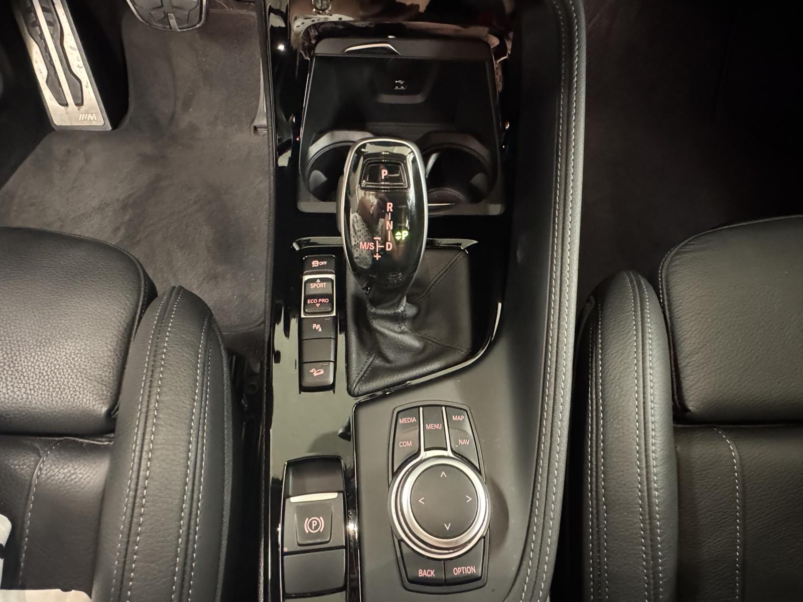 BMW X2 20i xDrive SAG-image-19