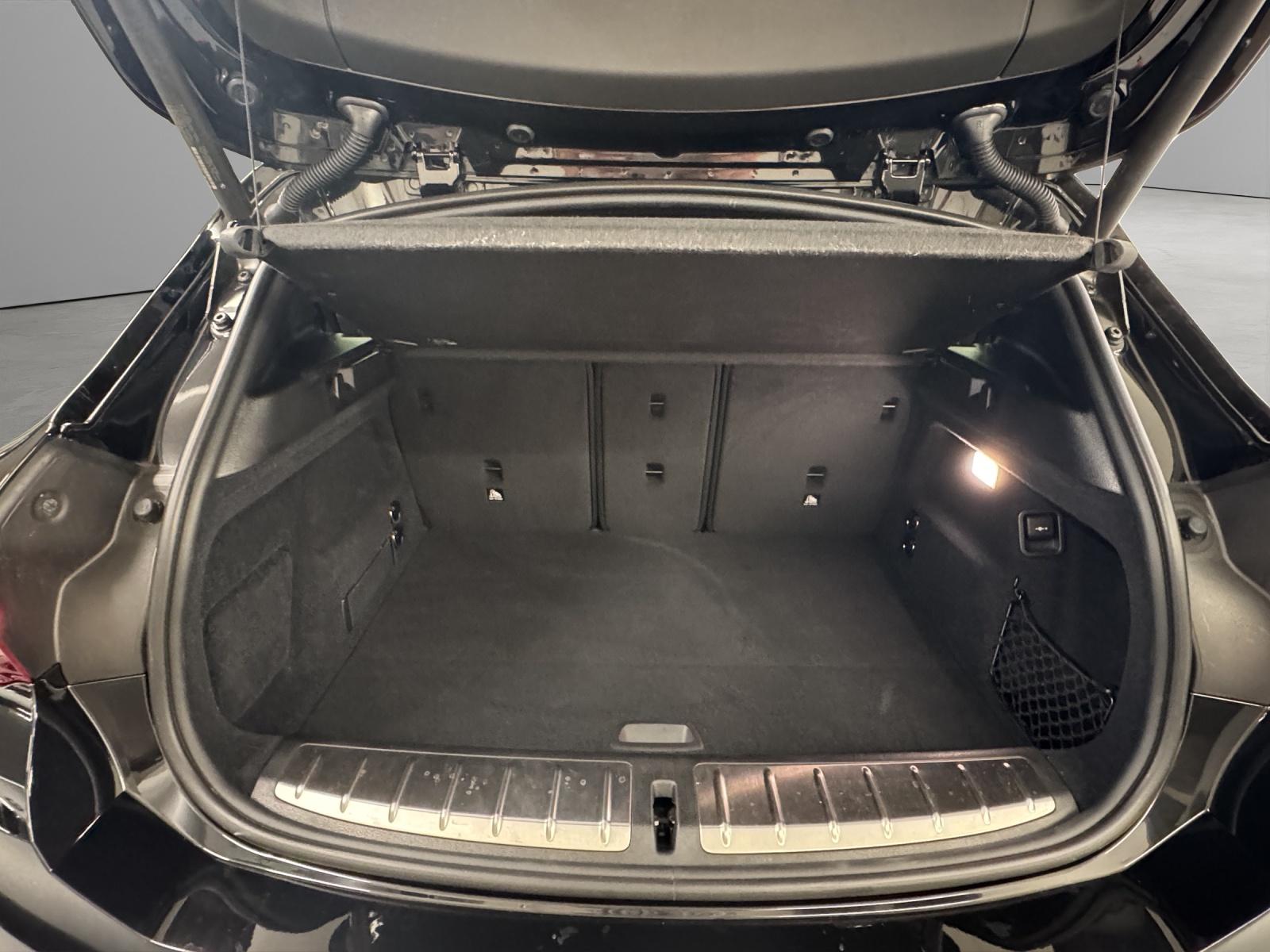 BMW X2 20i xDrive SAG-image-9