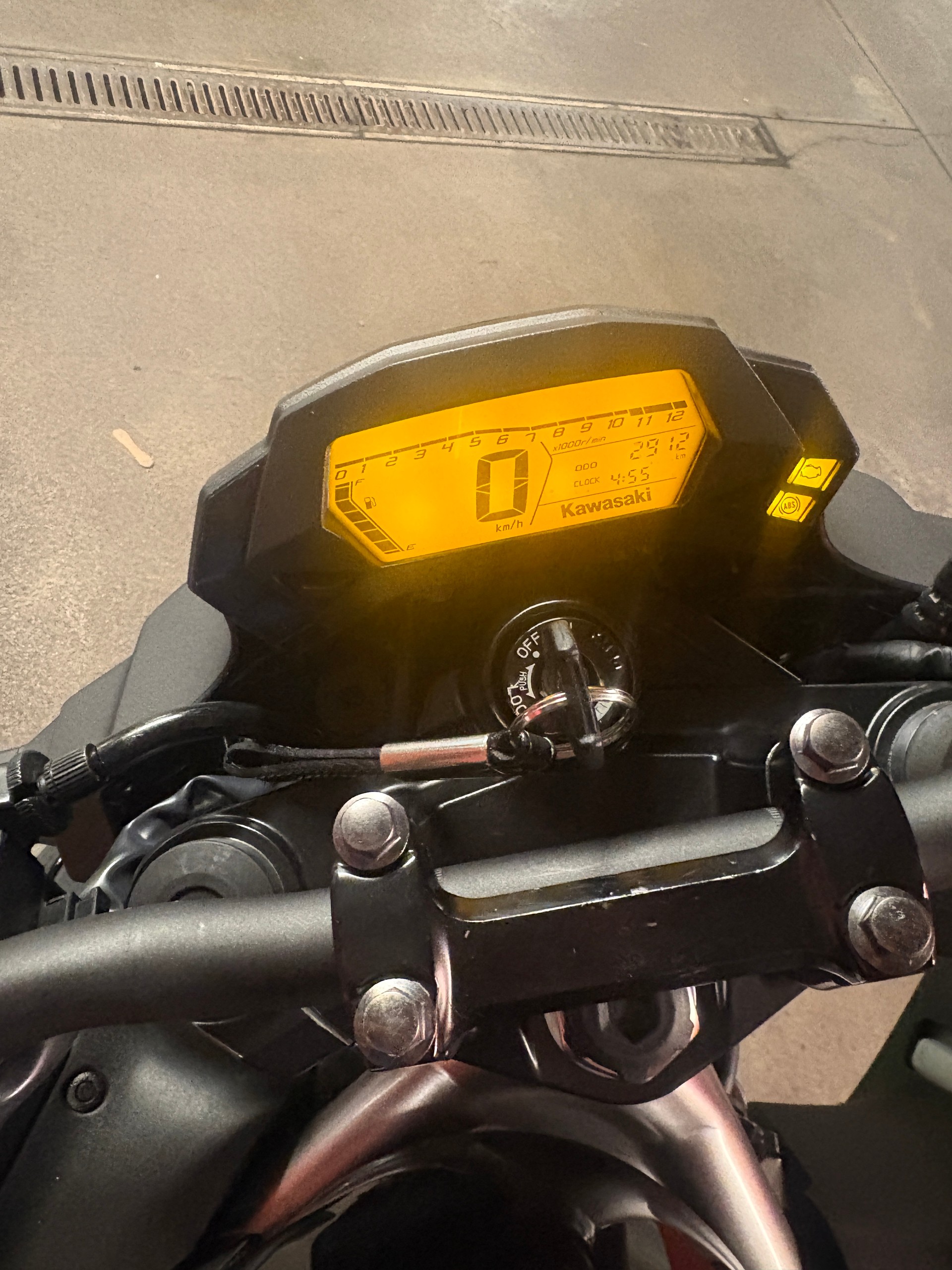 KAWASAKI Z 125-image-3