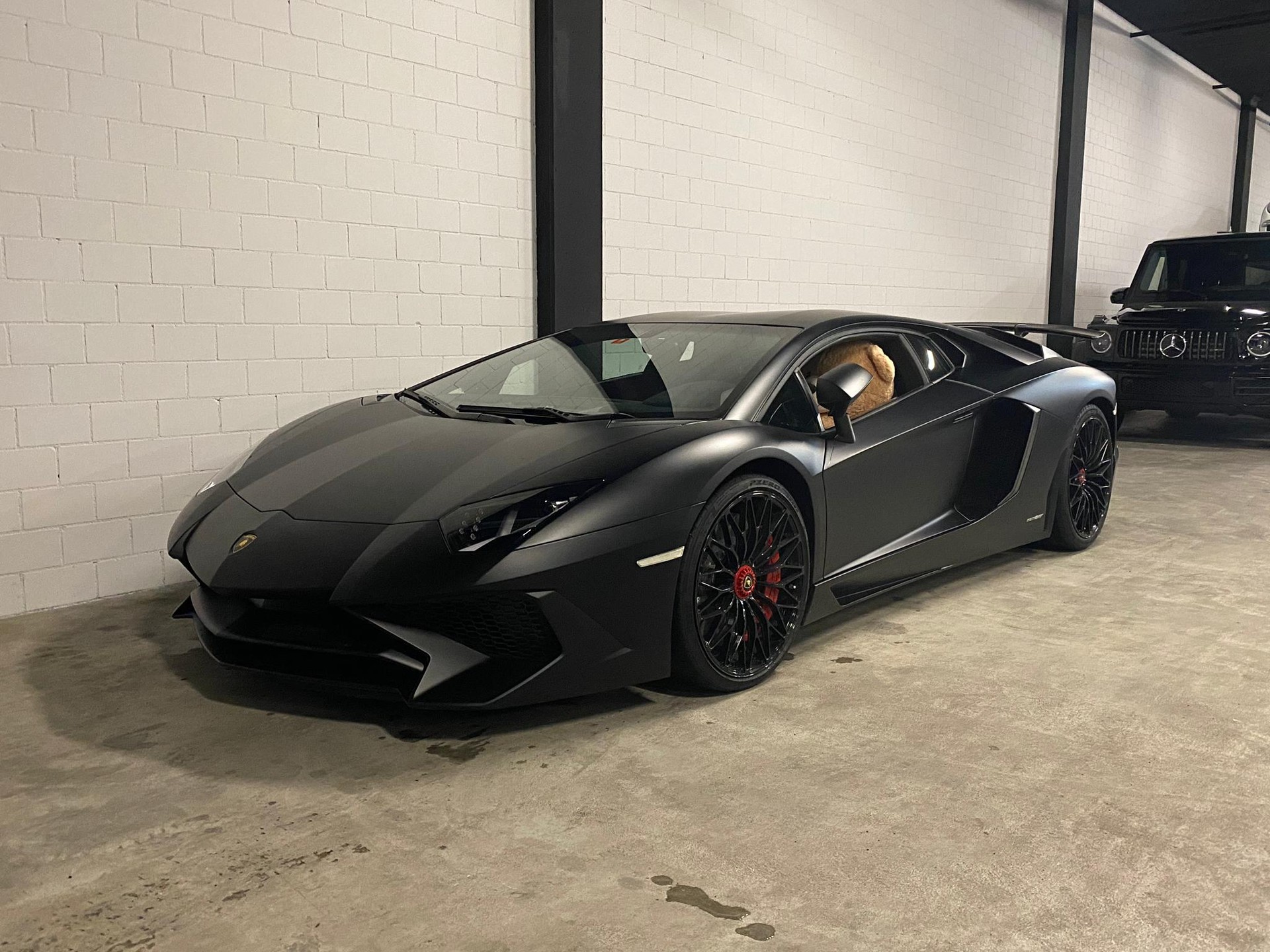 LAMBORGHINI Aventador LP750-4 V Superveloce Coupé E-Gear Ad Personam Mattlackierung "1 of 600"-showroom-element-2