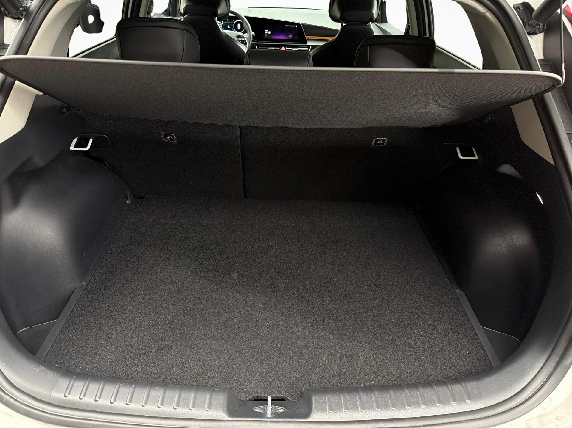 KIA Niro 1.6 GDi Hybrid Style-image-11