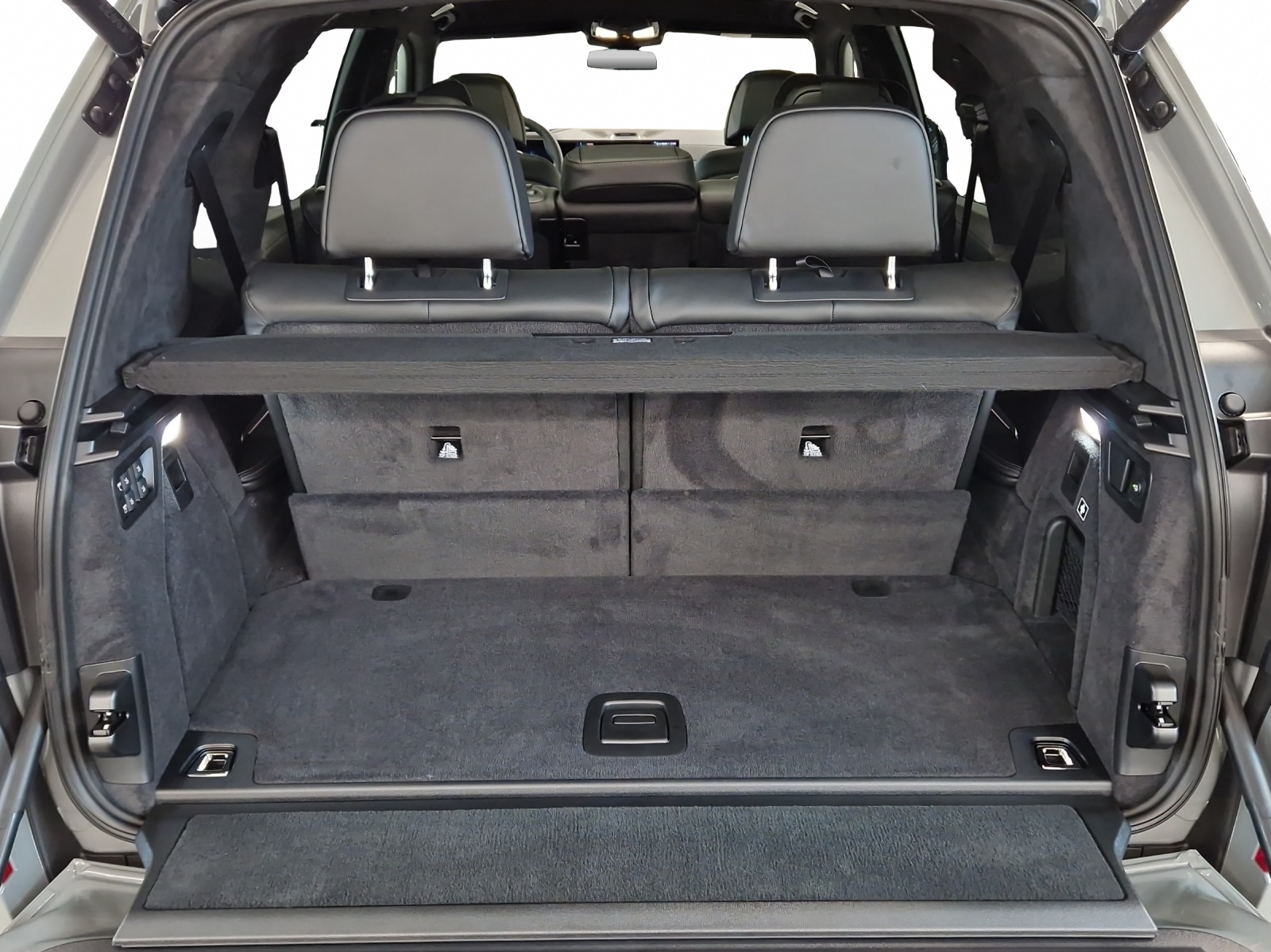 BMW X7 xDrive 40d M Sport Pro-showroom-element-2