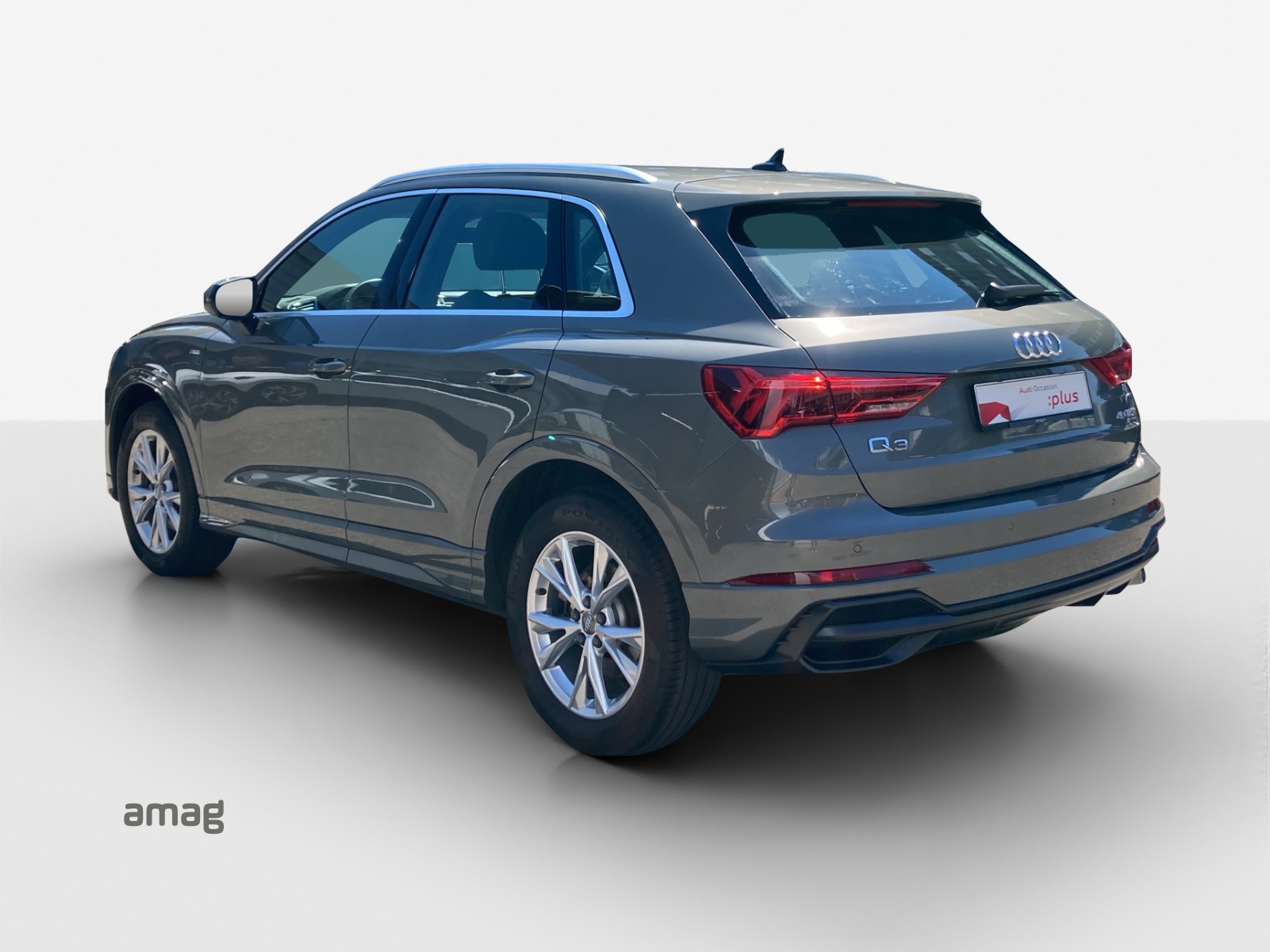 AUDI Q3 40 TFSI S line quattro S-tronic-showroom-element-2