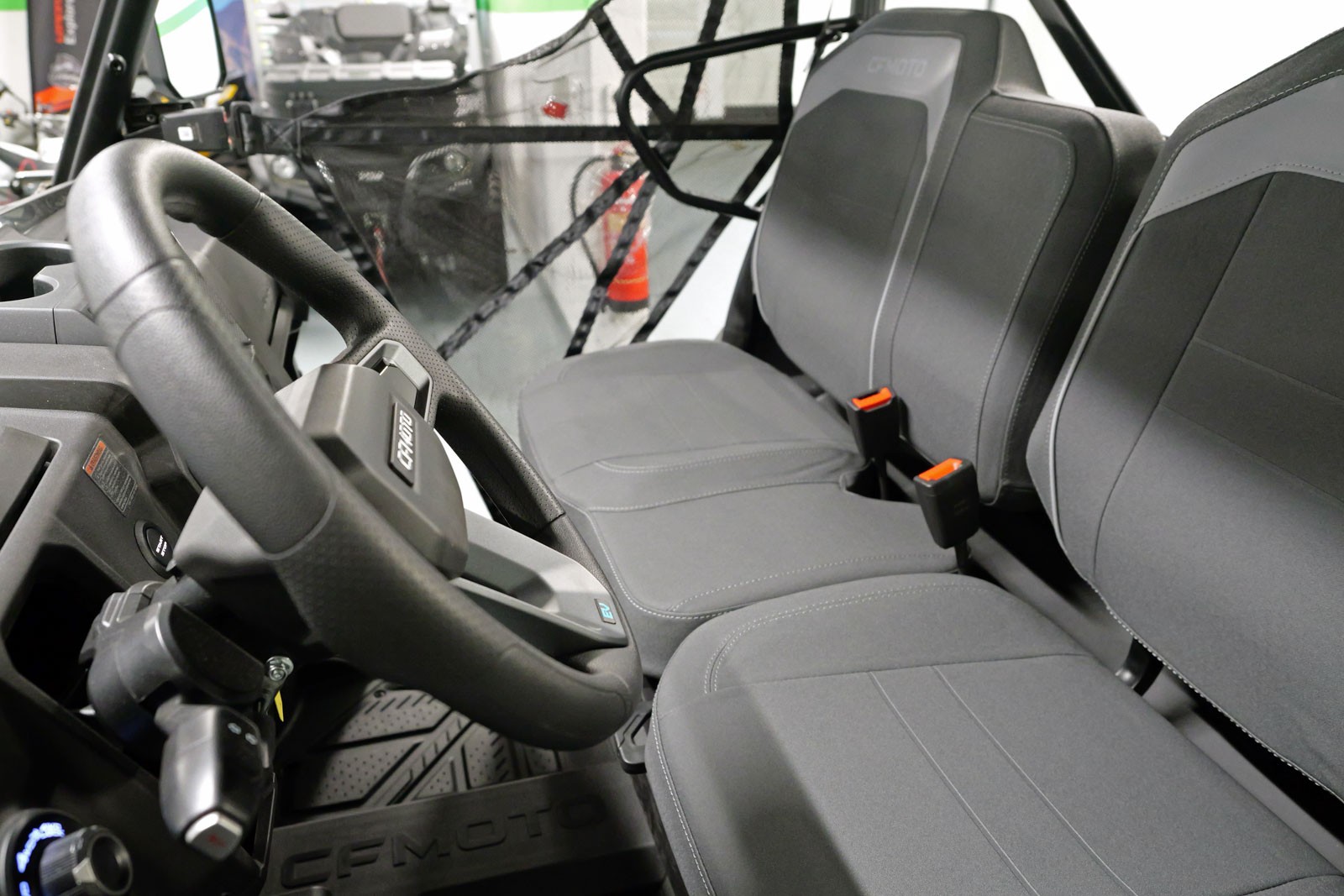 CF MOTO UFORCE U6 EV-image-11