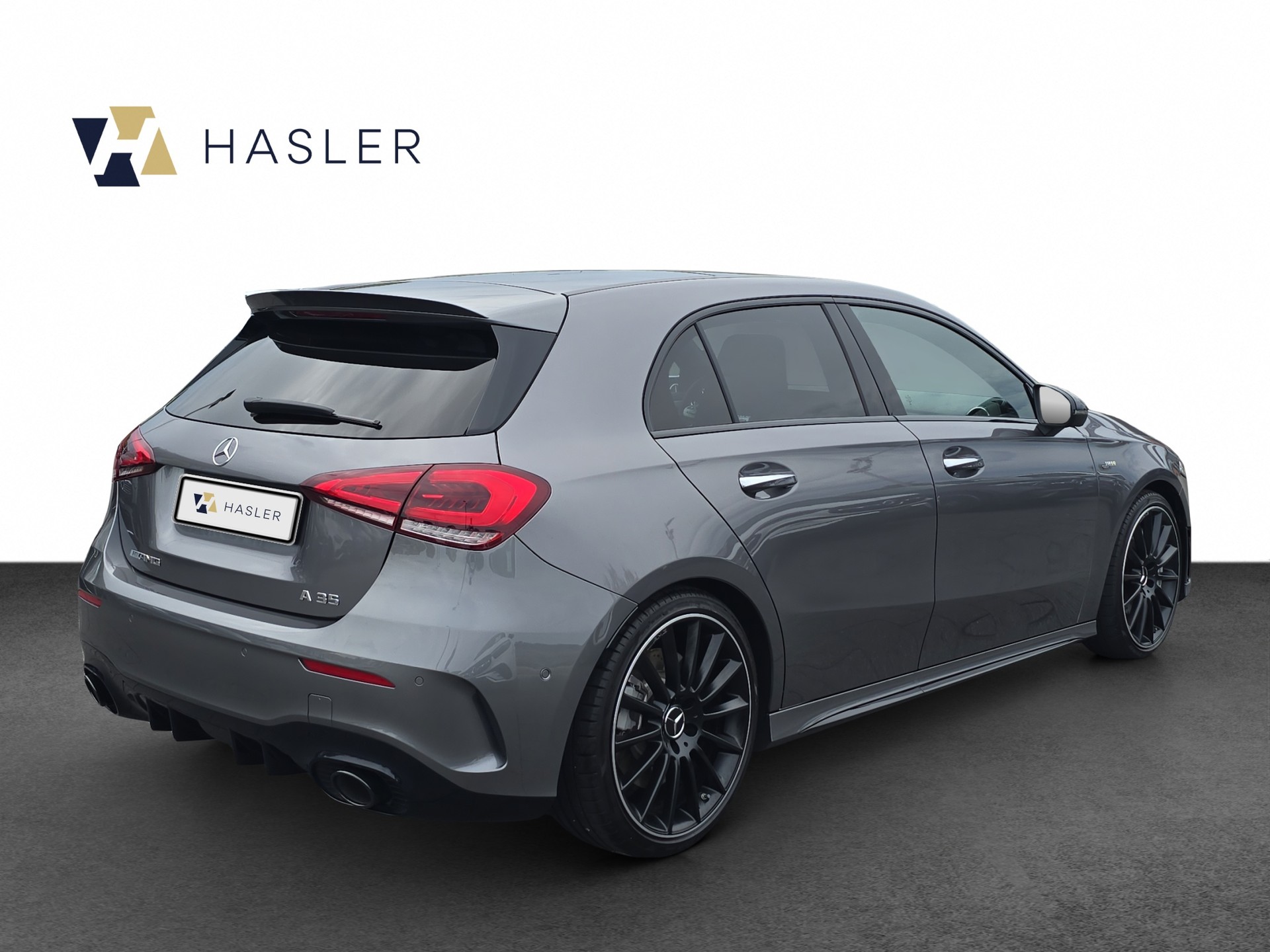 MERCEDES-BENZ A 35 AMG 4Matic Speedshift-image-5