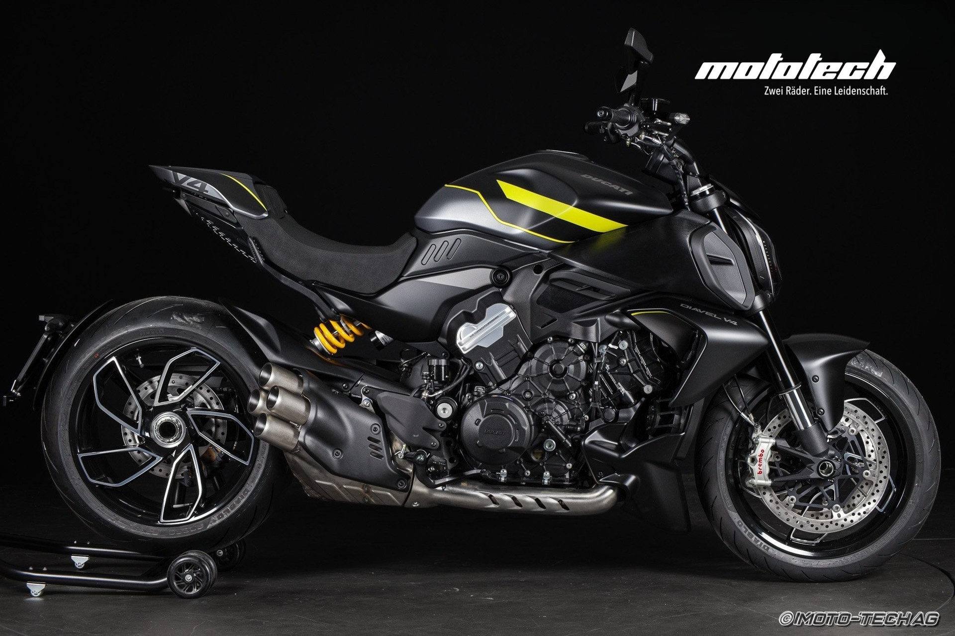 DUCATI Diavel V4 / 4 JAHRE GARANTIE-image-2