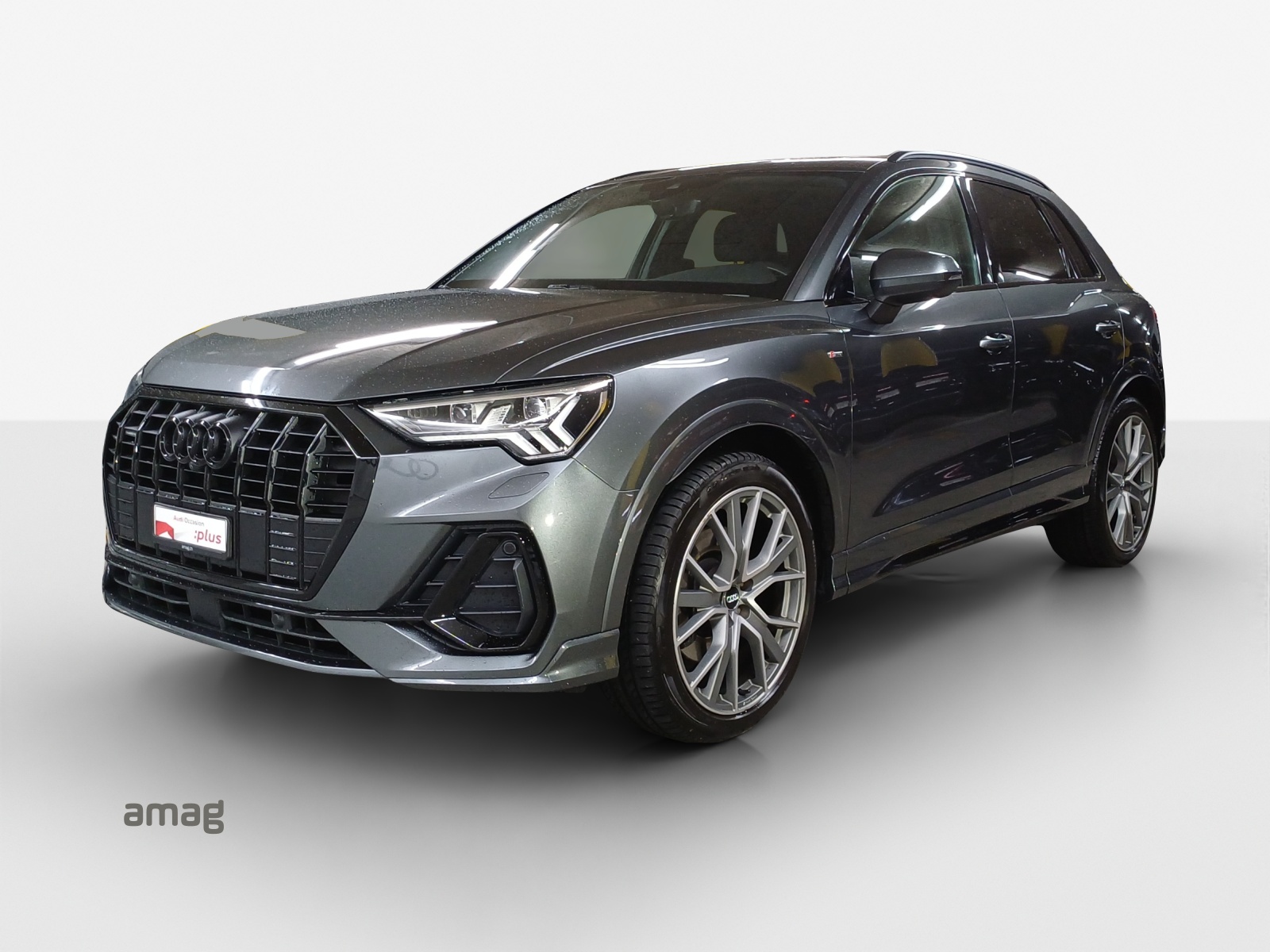 AUDI Q3 45 TFSI S line quattro S-tronic