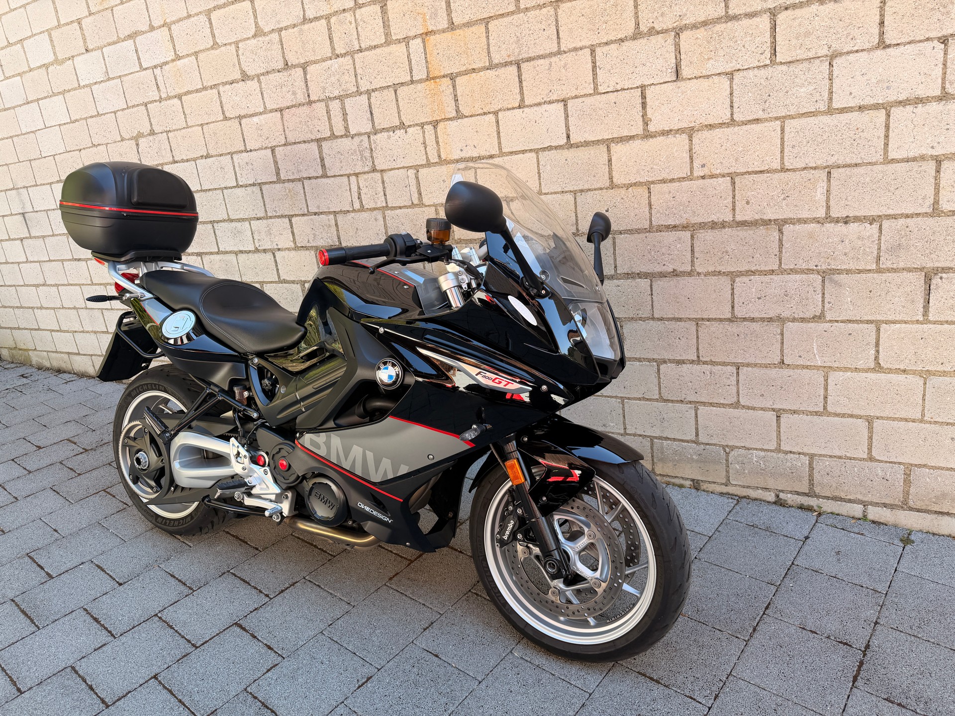 BMW F 800 GT-image-0